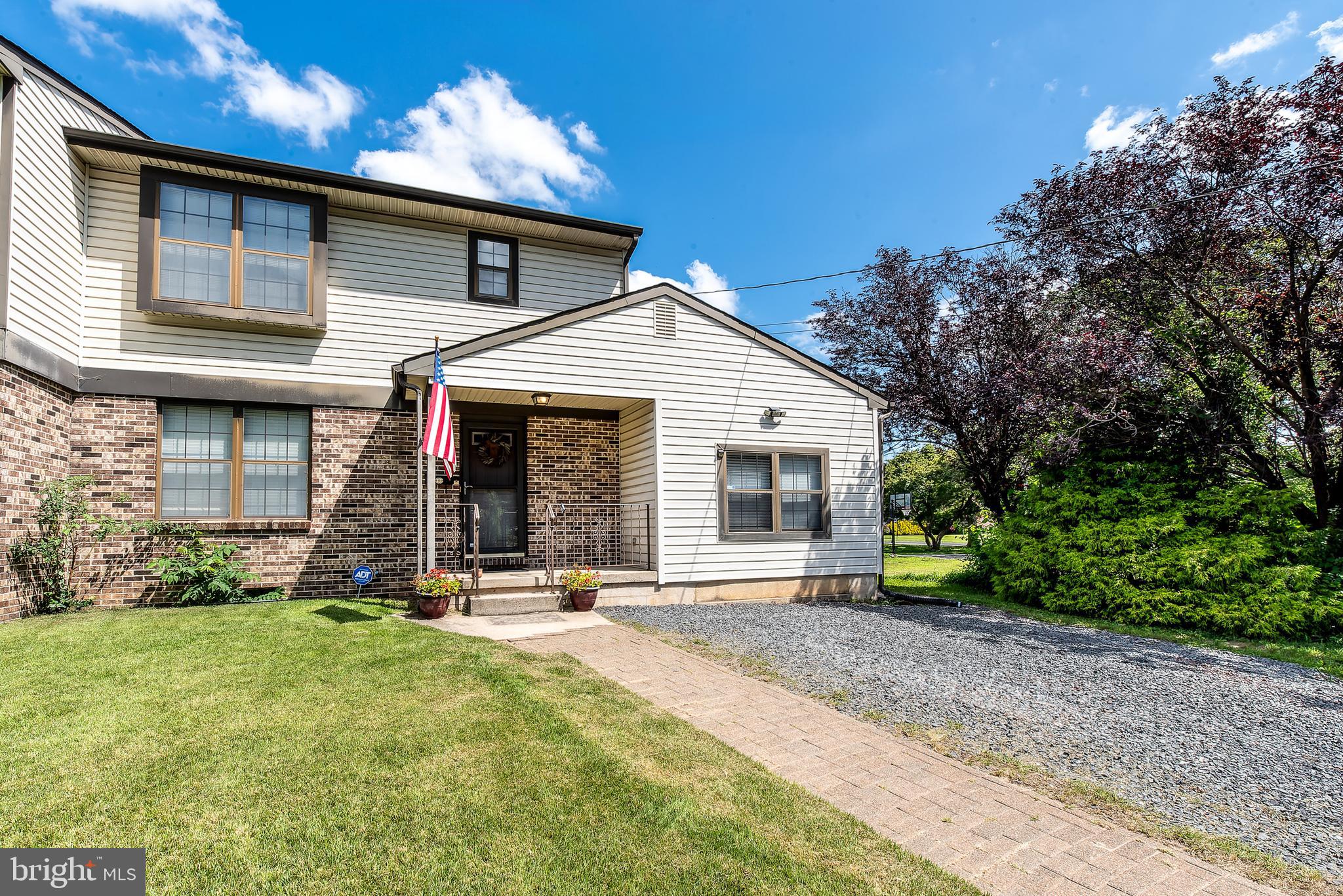 19 RAILROAD AVENUE