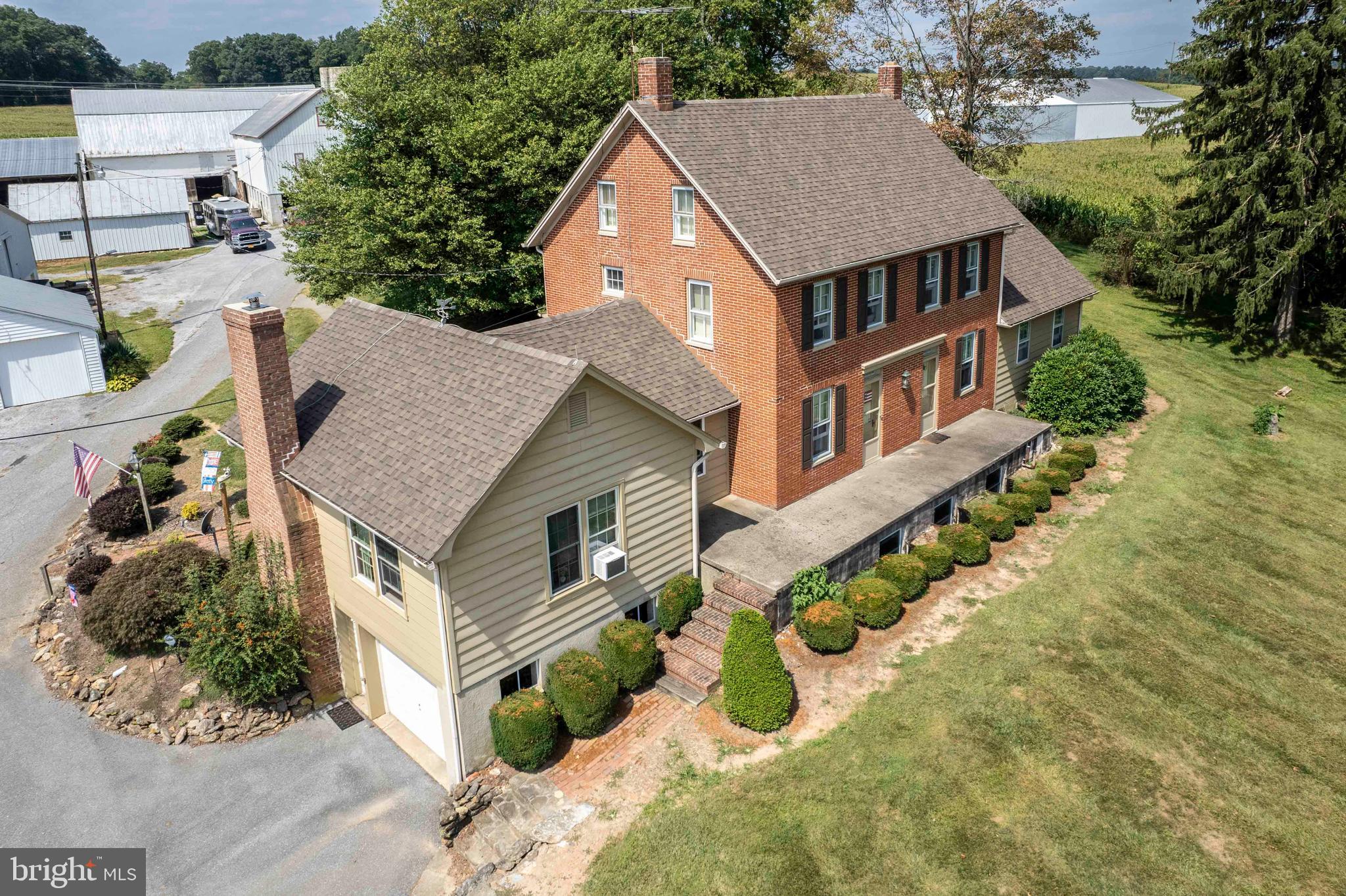 HAMPSTEAD - Residential