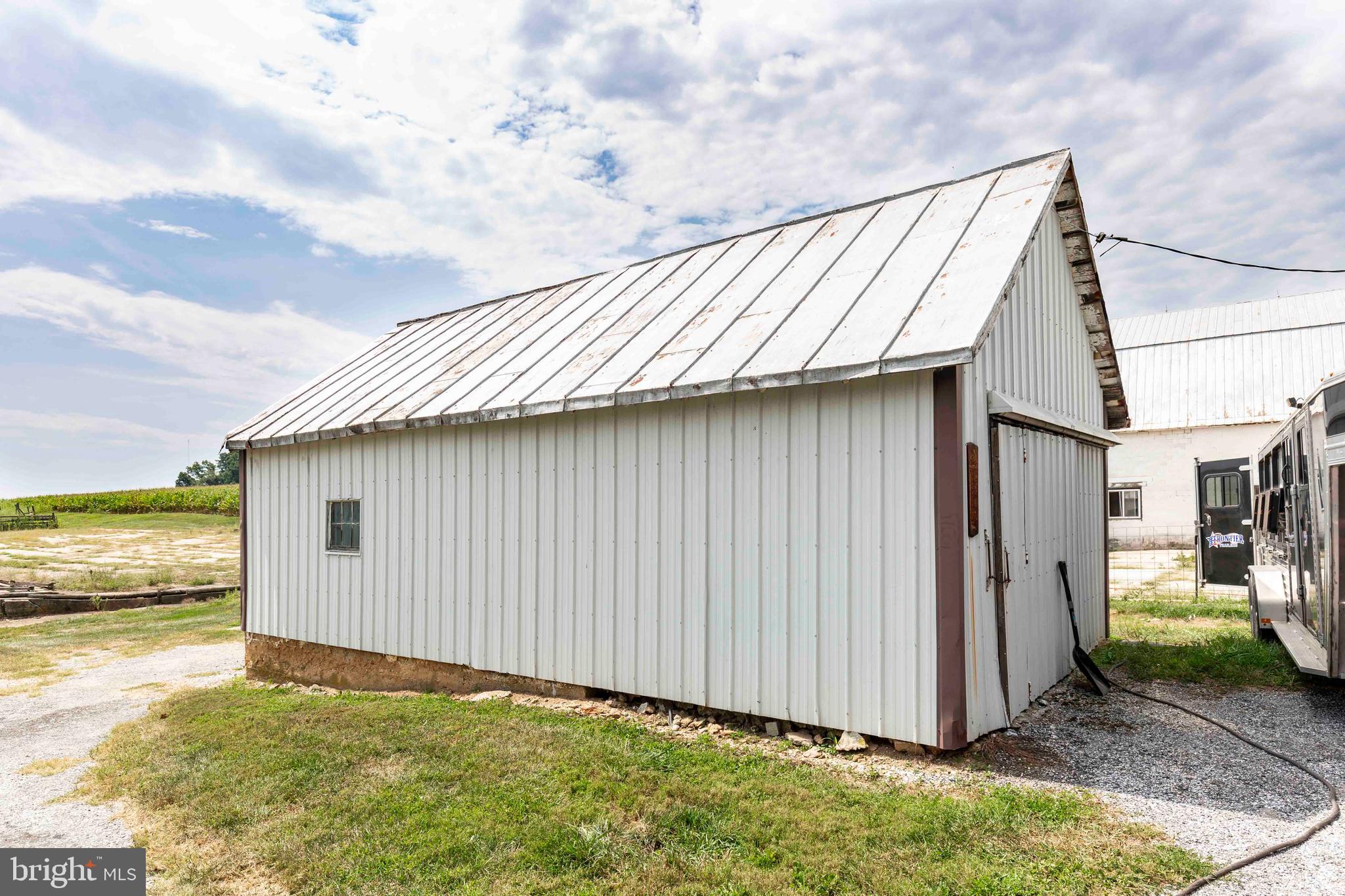 HAMPSTEAD - Residential