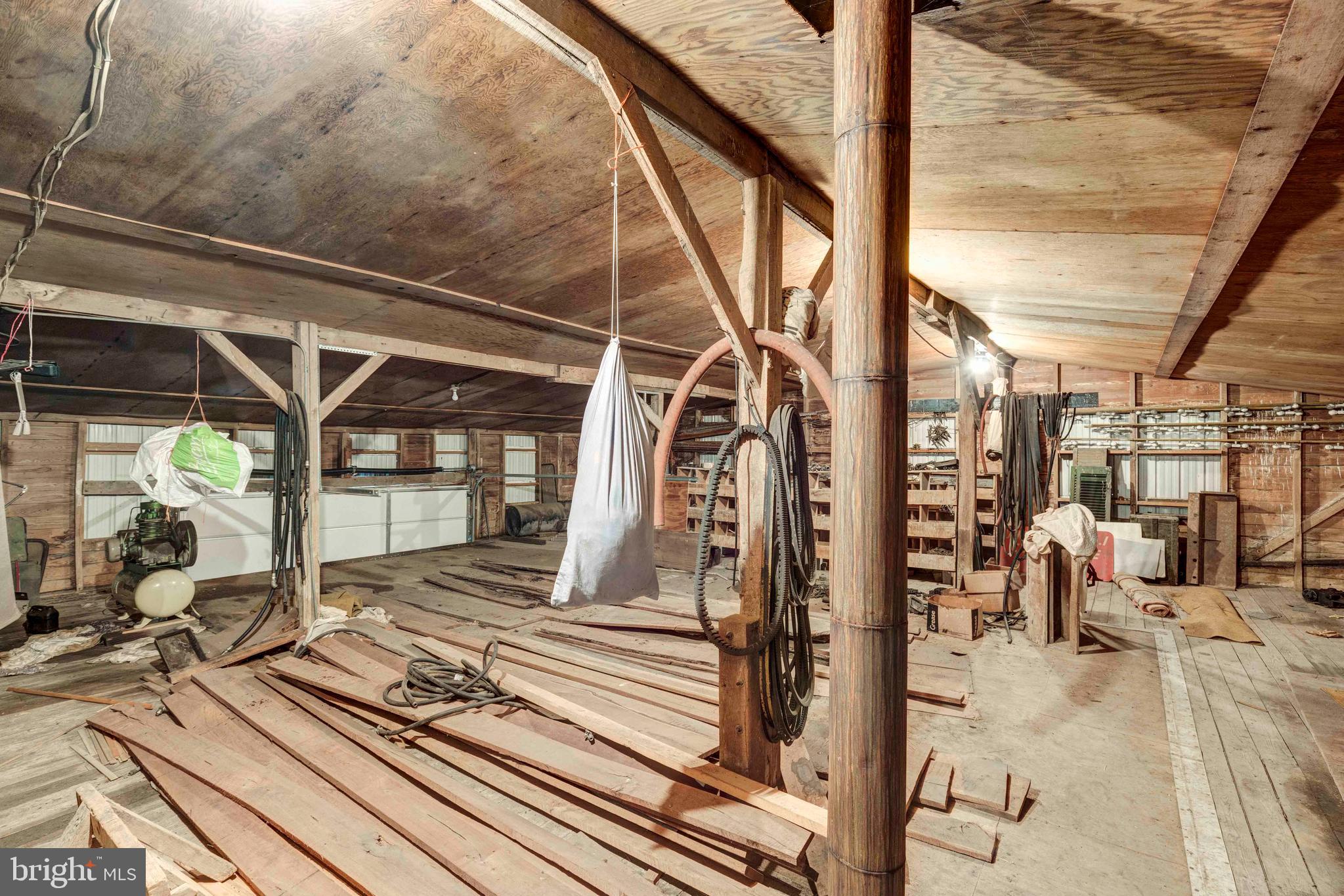 HAMPSTEAD - Residential