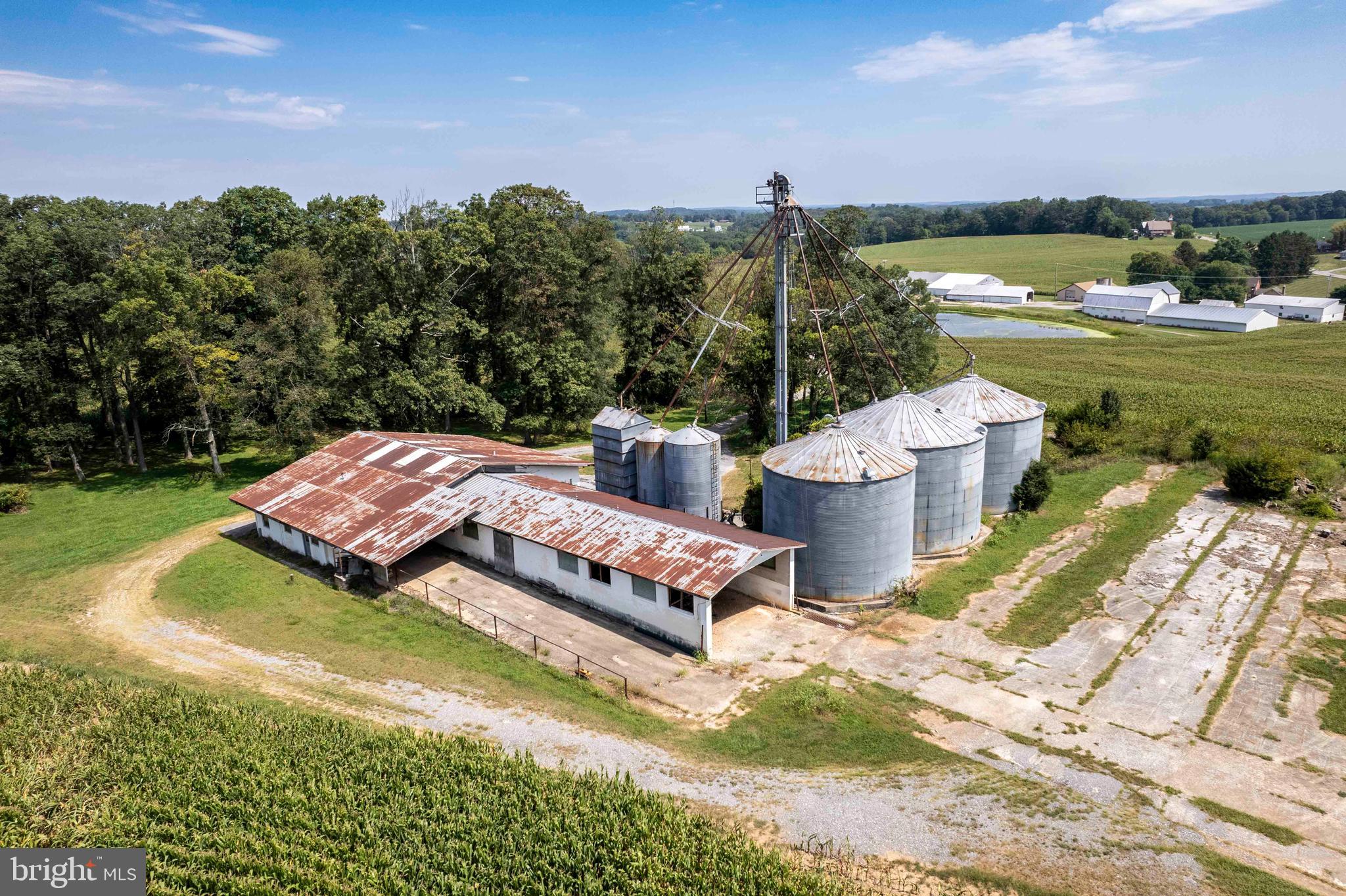 HAMPSTEAD - Residential