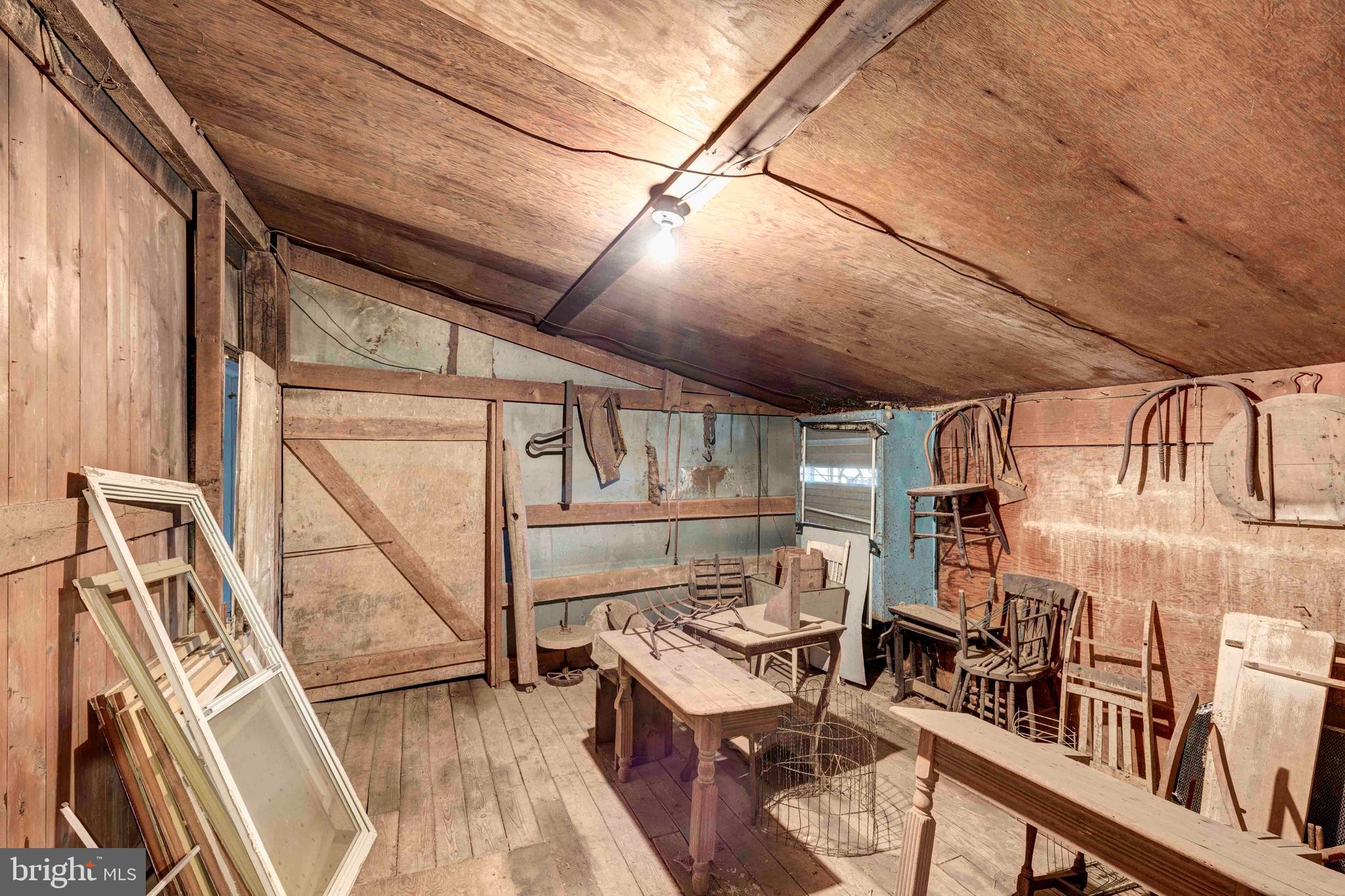 HAMPSTEAD - Residential