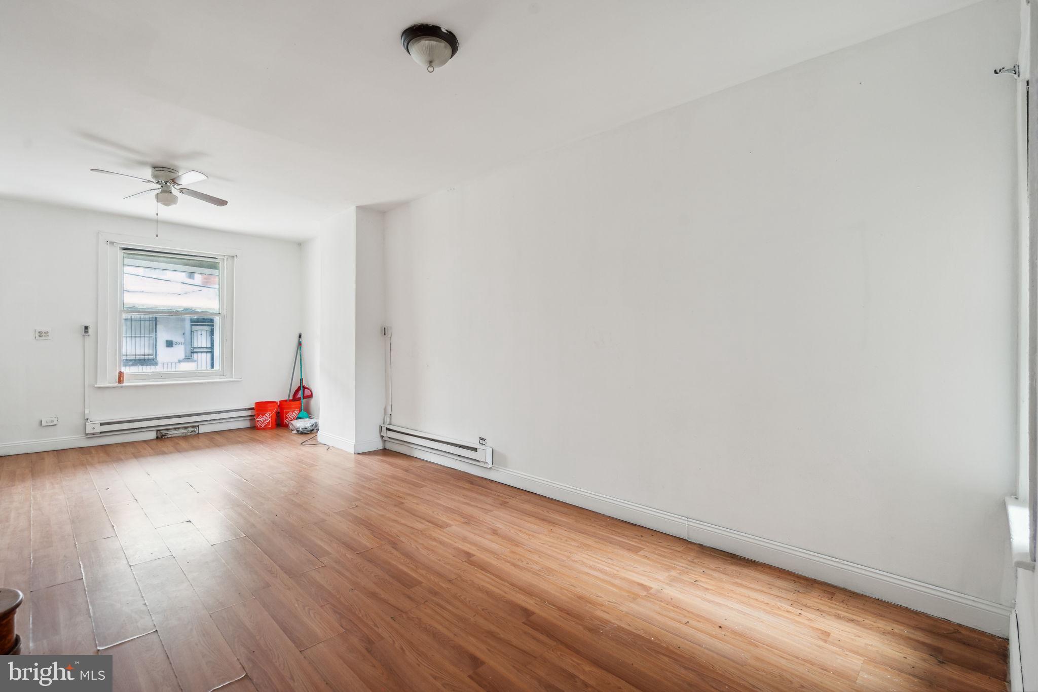 PORT RICHMOND - Residential