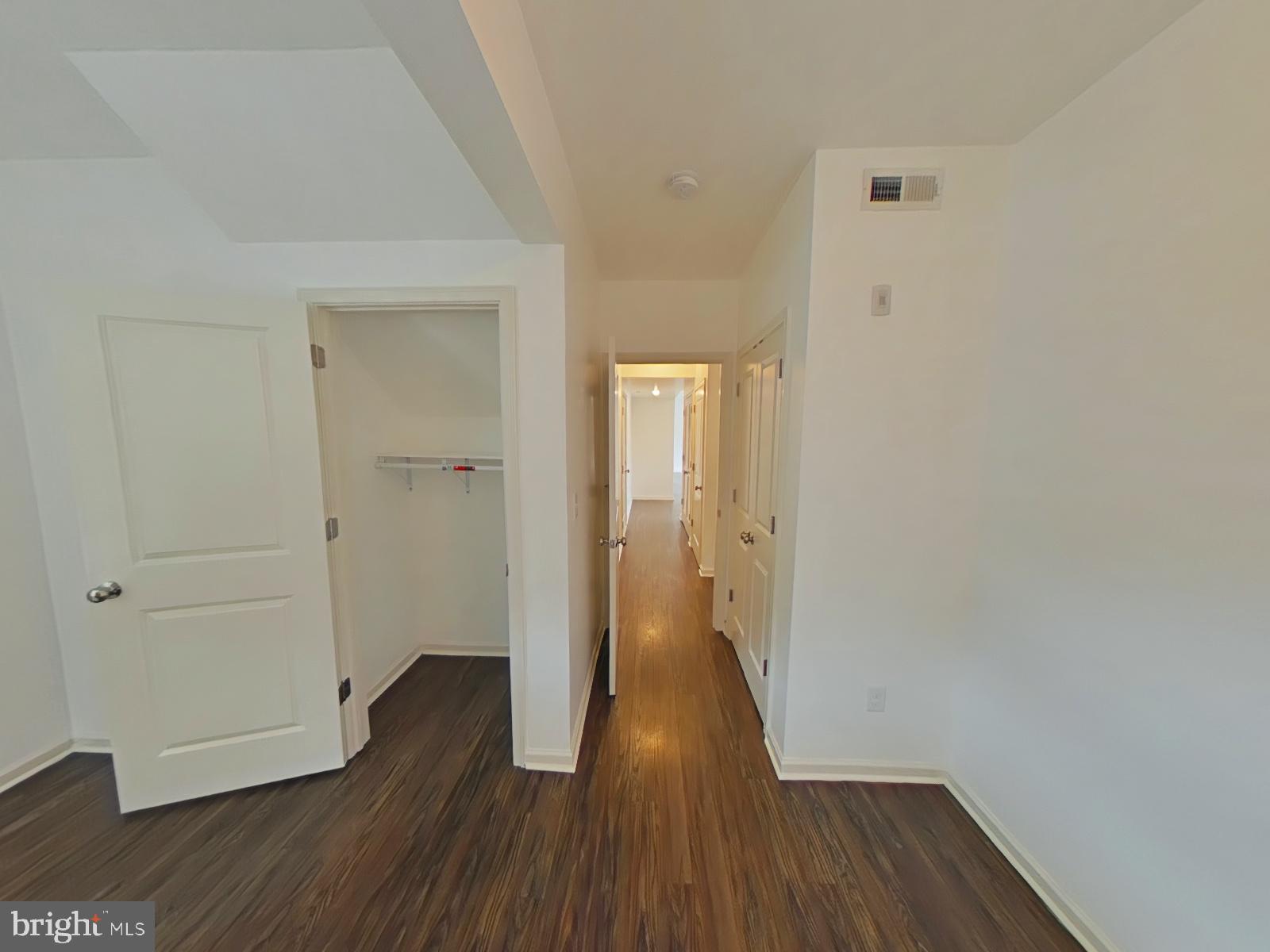 ROXBOROUGH - Residential Lease