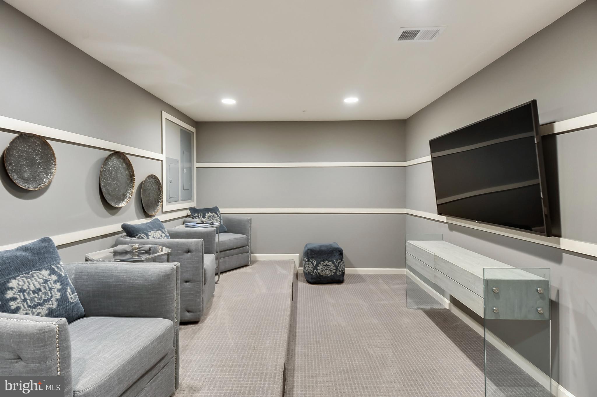 SIGNATURE CLUB - Residential