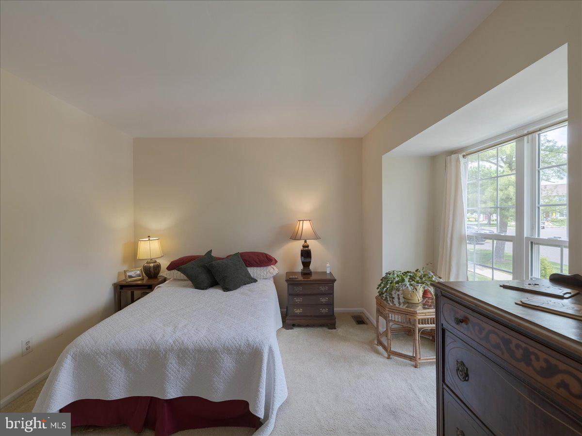 LIBERTY SQUARE - Residential