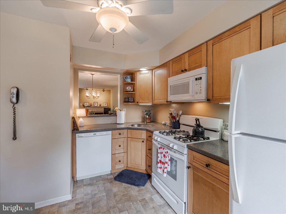 LIBERTY SQUARE - Residential