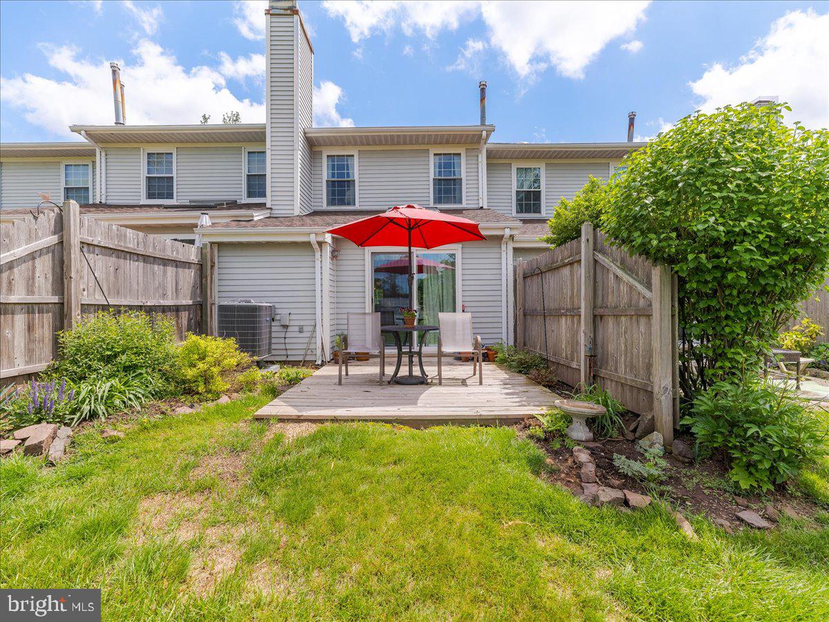 LIBERTY SQUARE - Residential