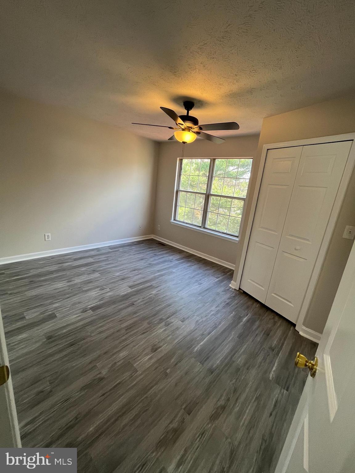 CABIN CREEKWOOD - Residential Lease