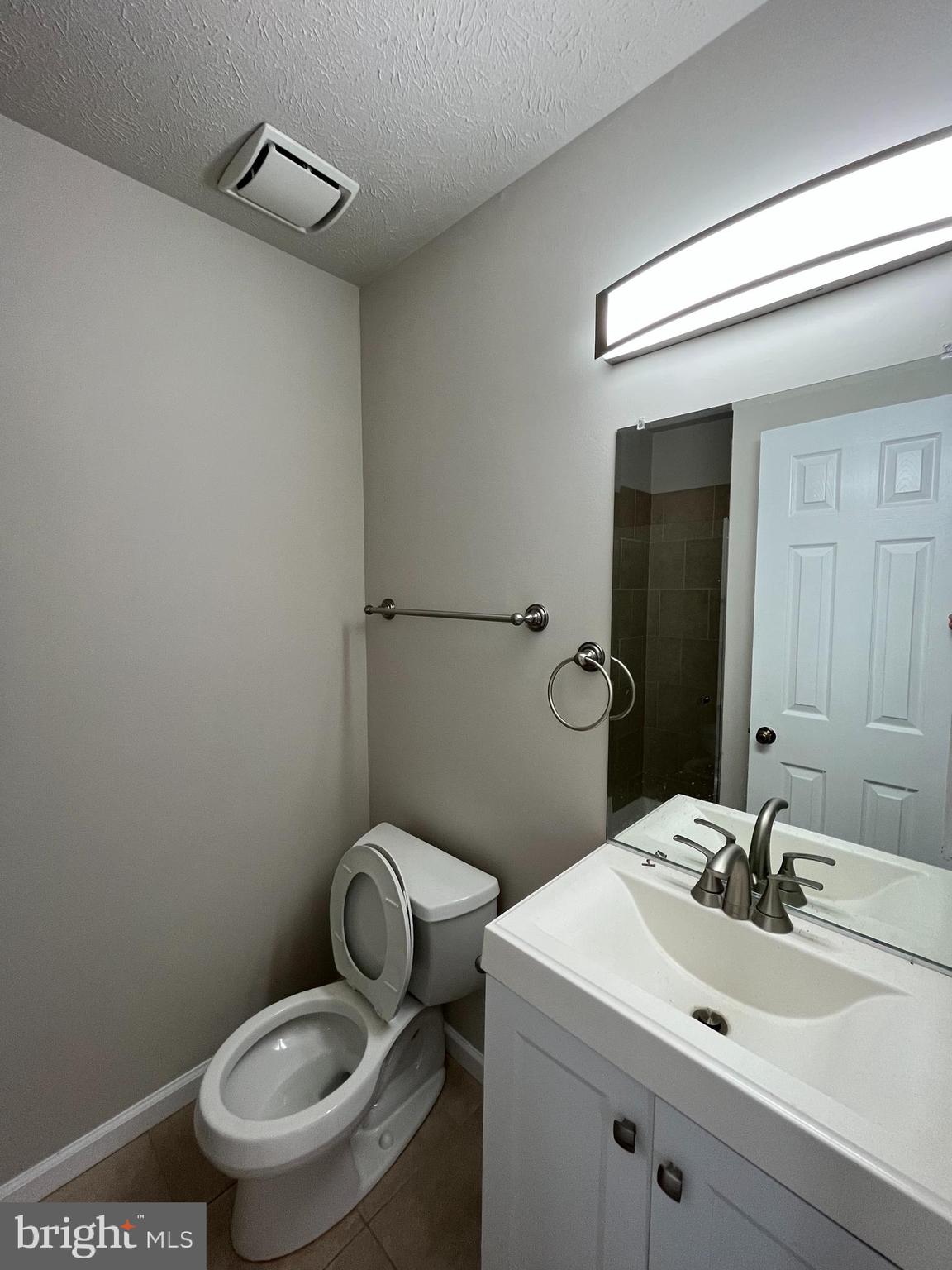 CABIN CREEKWOOD - Residential Lease