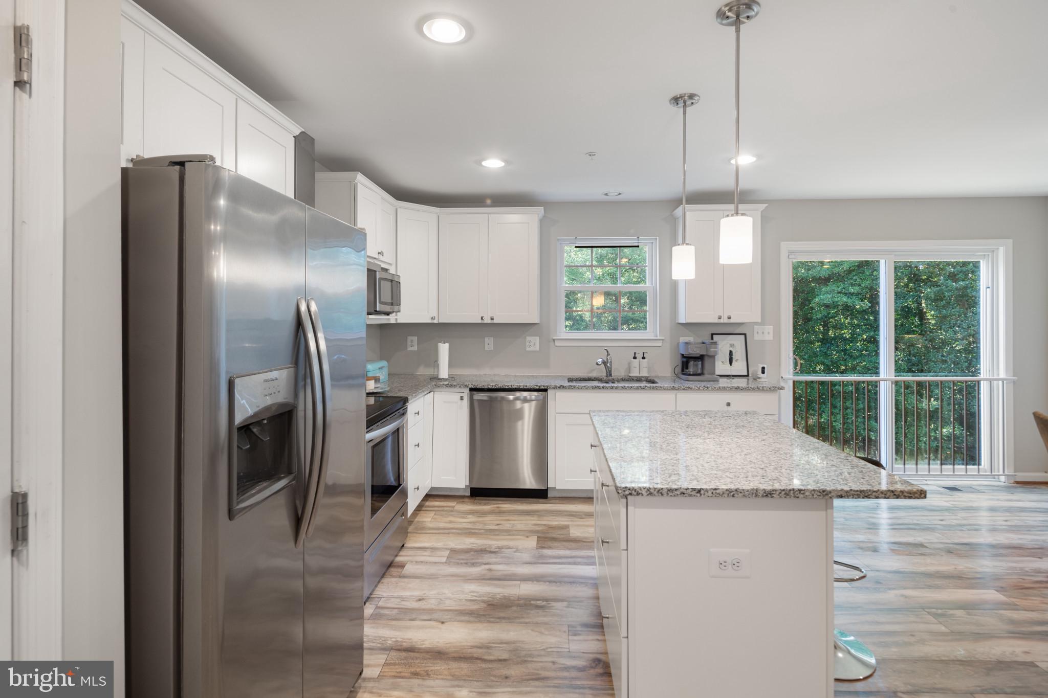 HIGH POINT - Residential