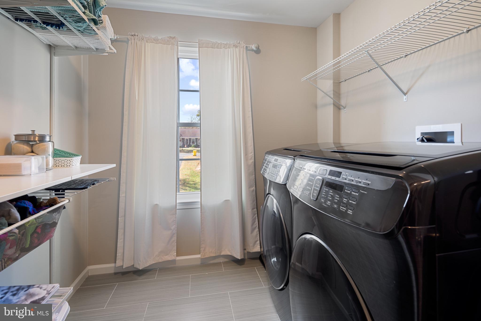 HIGH POINT - Residential