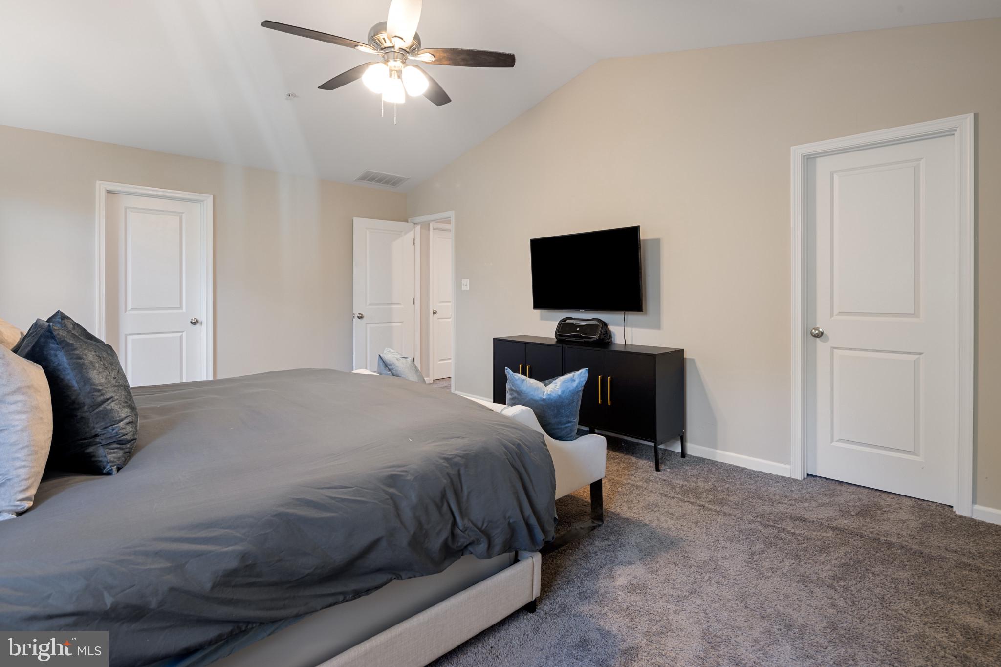 HIGH POINT - Residential