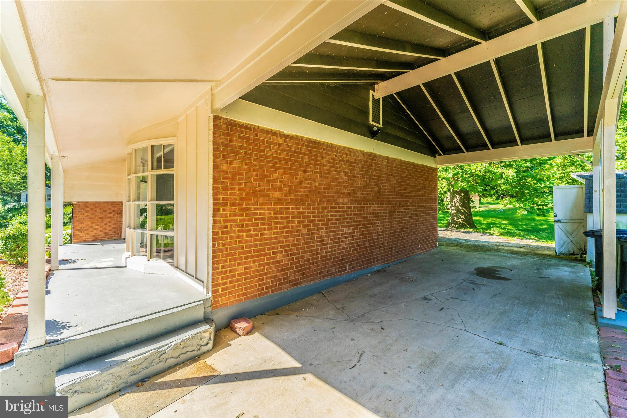 TEMPLE TERRACE - Residential