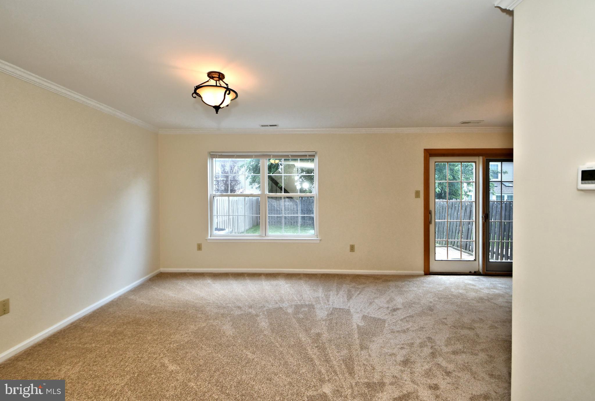 NEWTOWN GRANT - Residential Lease