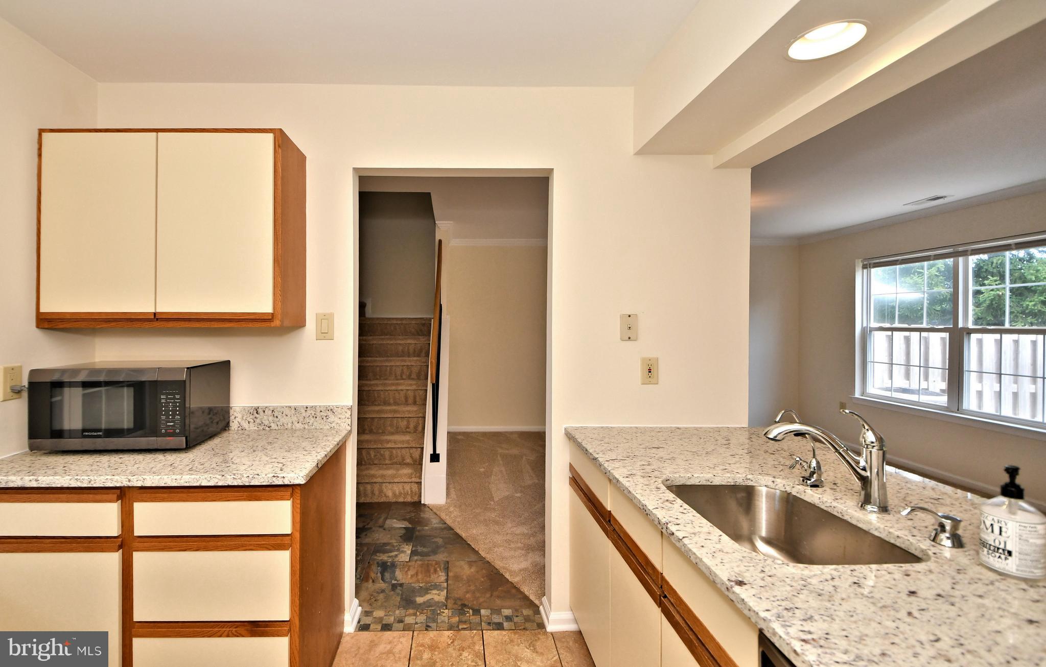 NEWTOWN GRANT - Residential Lease