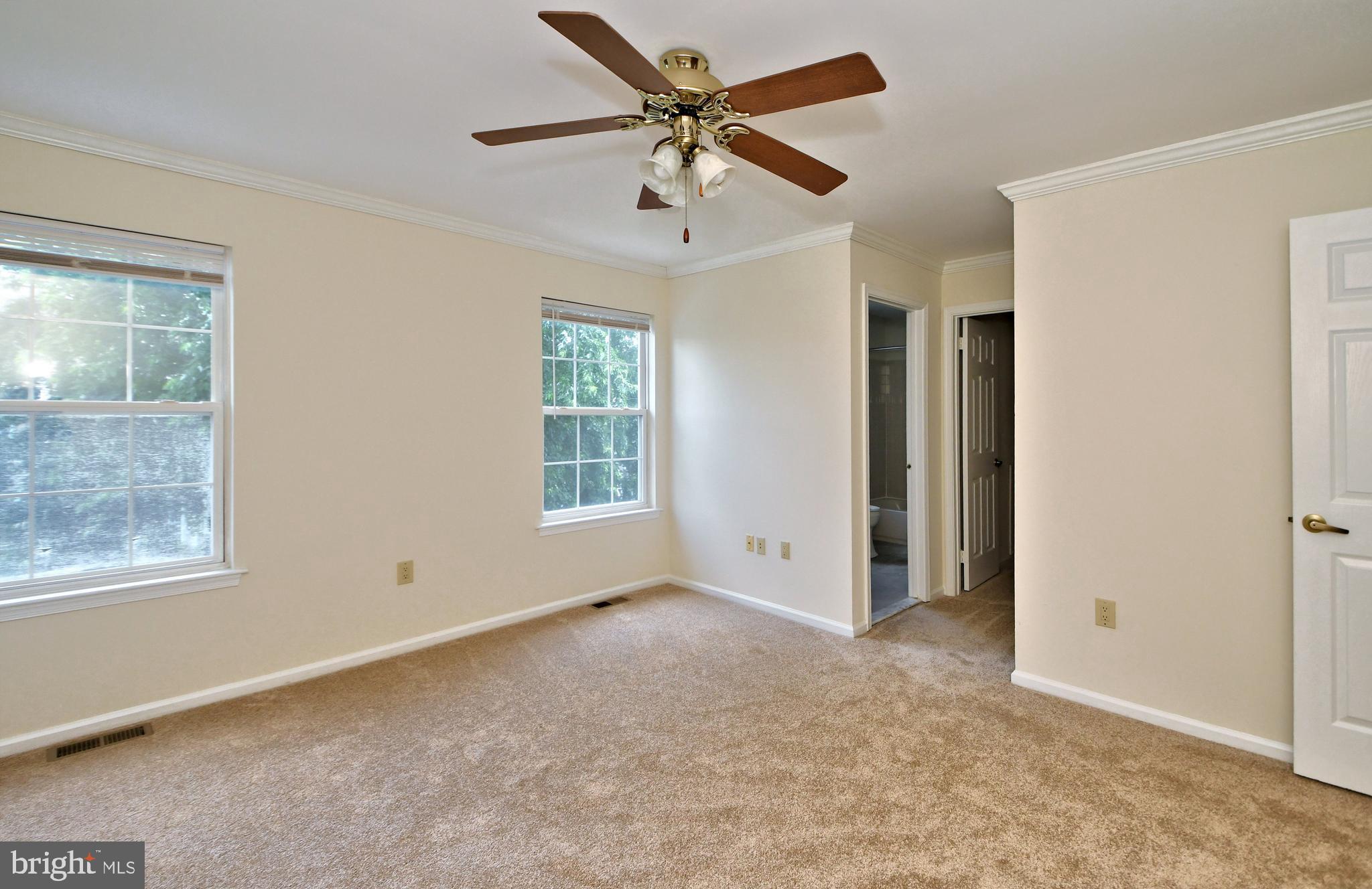 NEWTOWN GRANT - Residential Lease