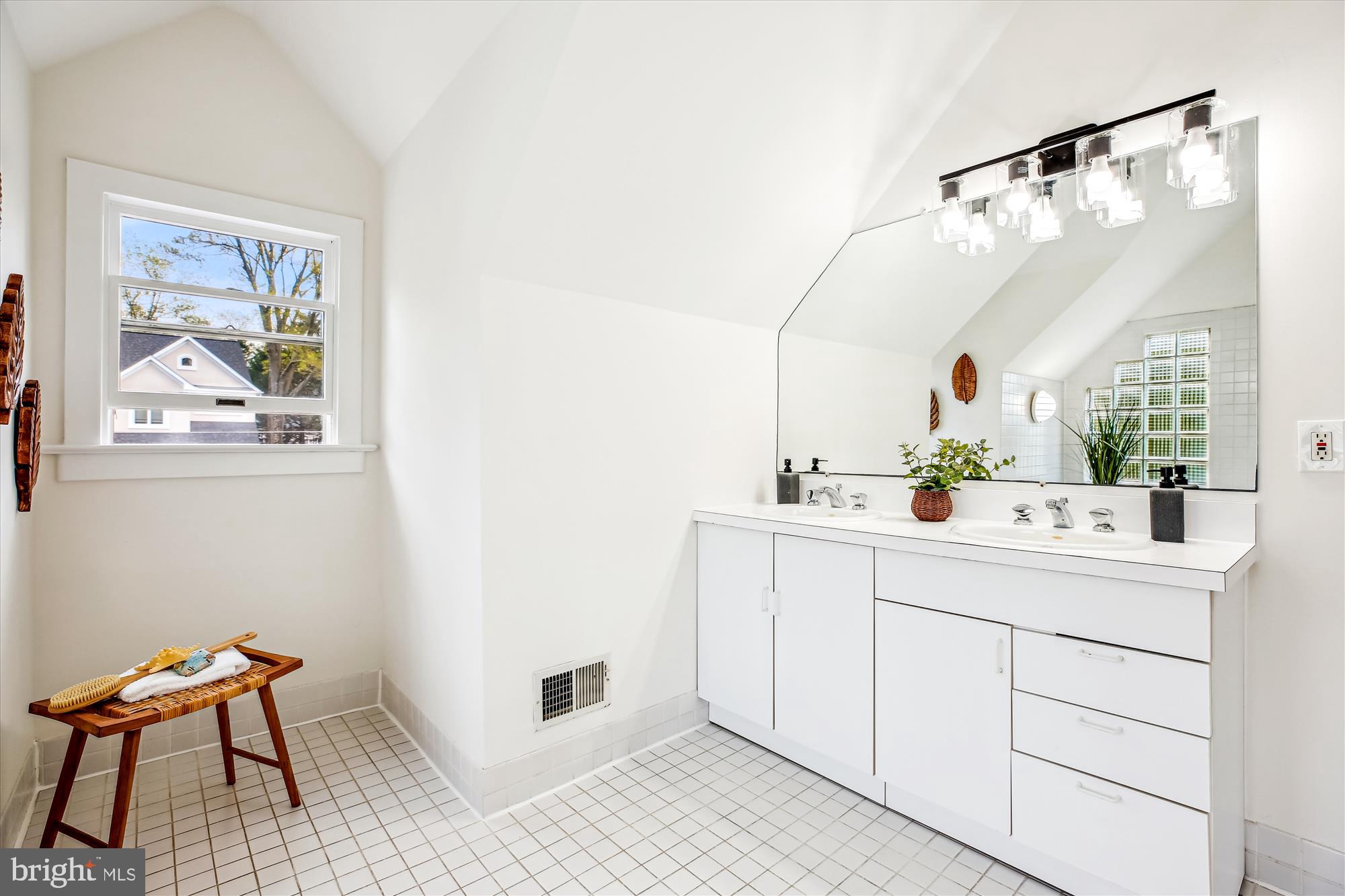 CABIN JOHN - Residential