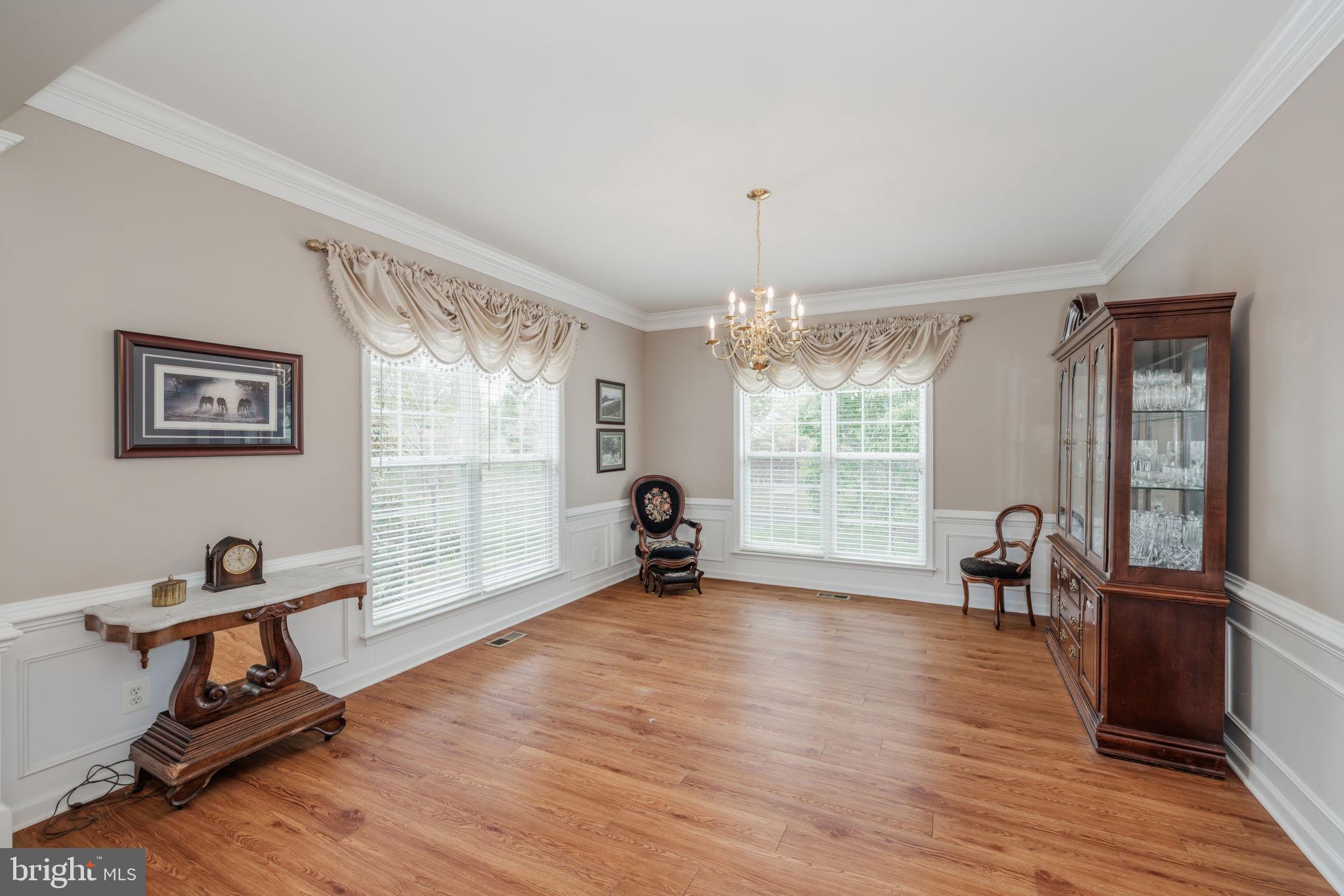 LAUREL HILL - Residential