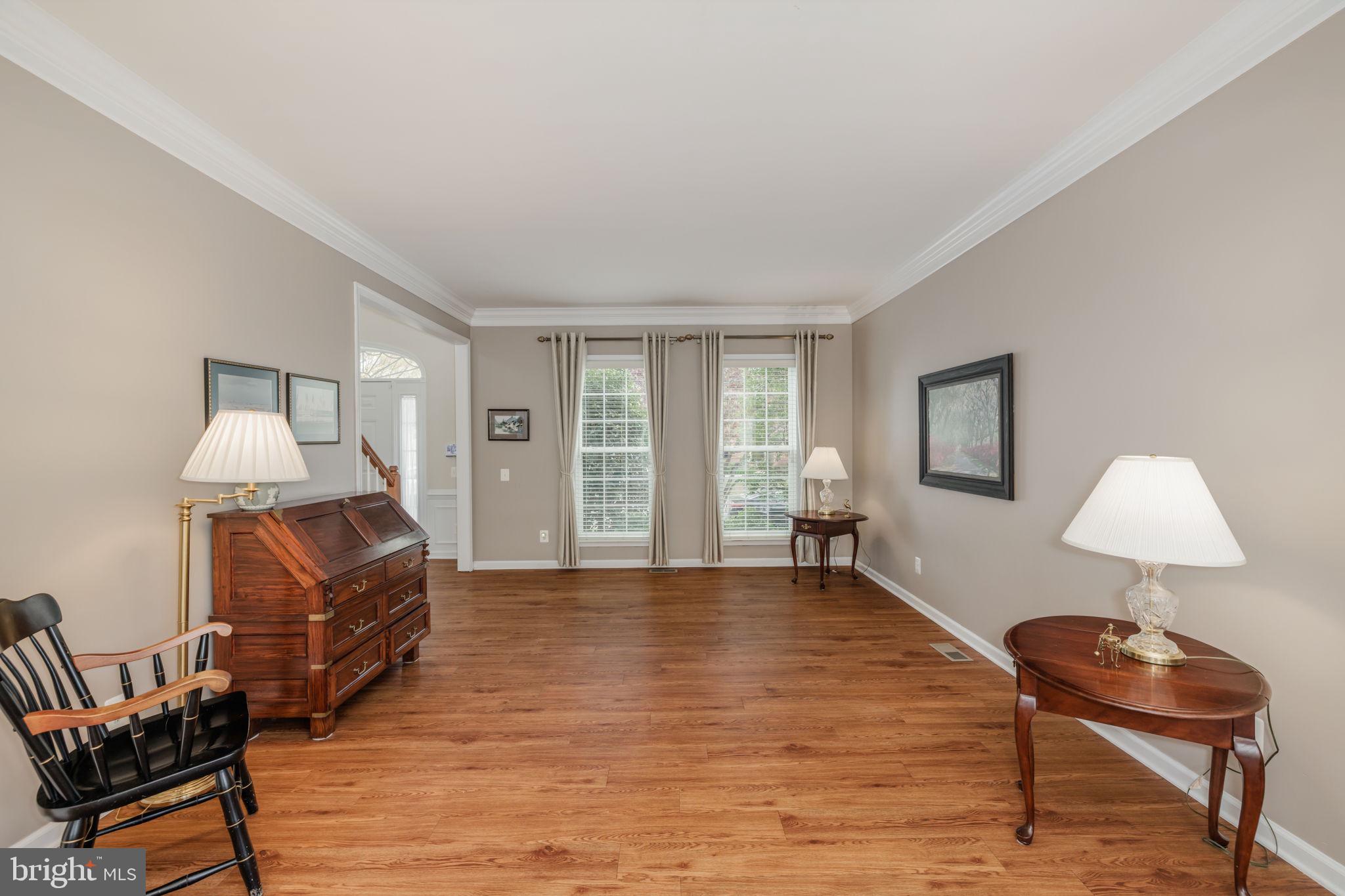 LAUREL HILL - Residential