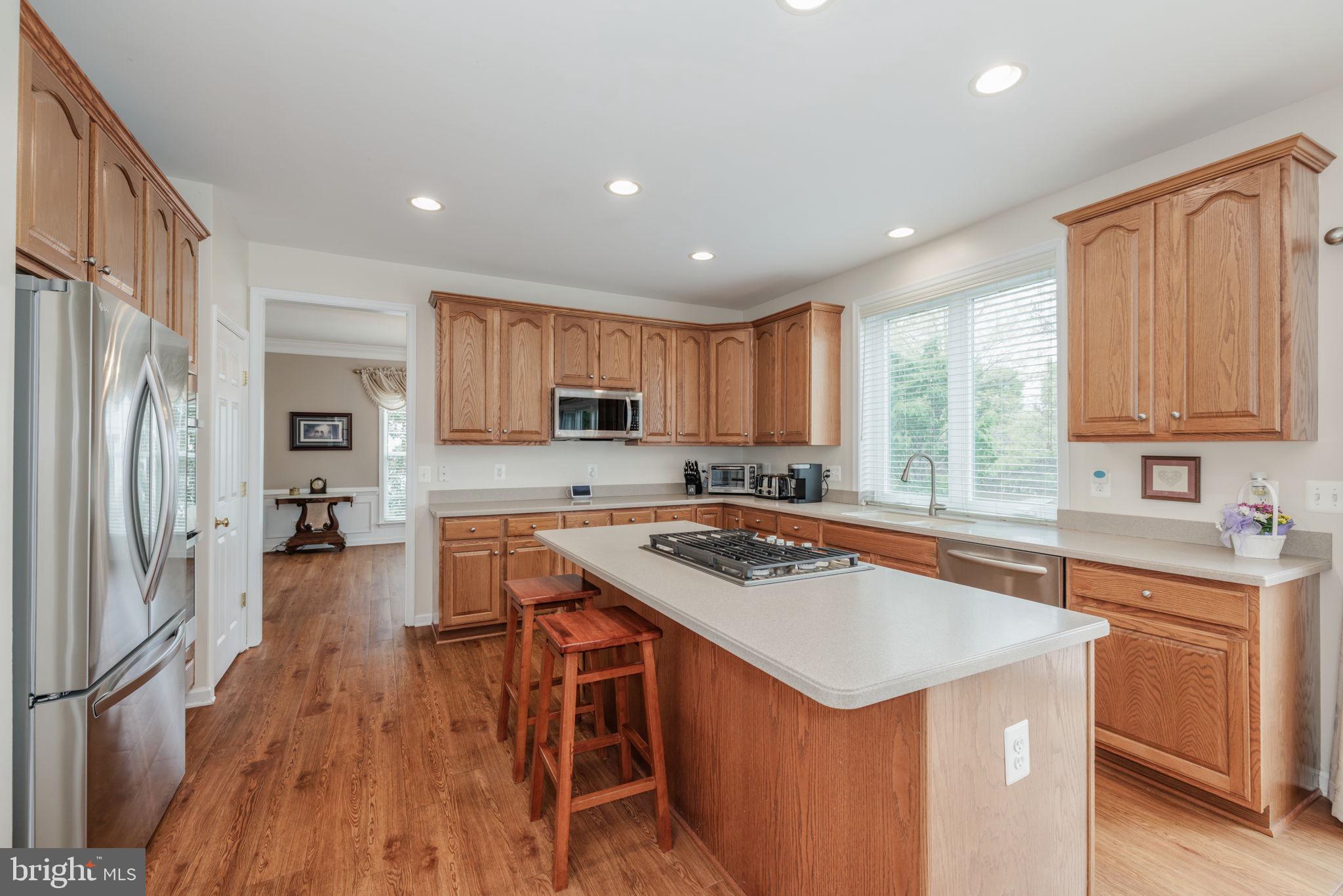 LAUREL HILL - Residential