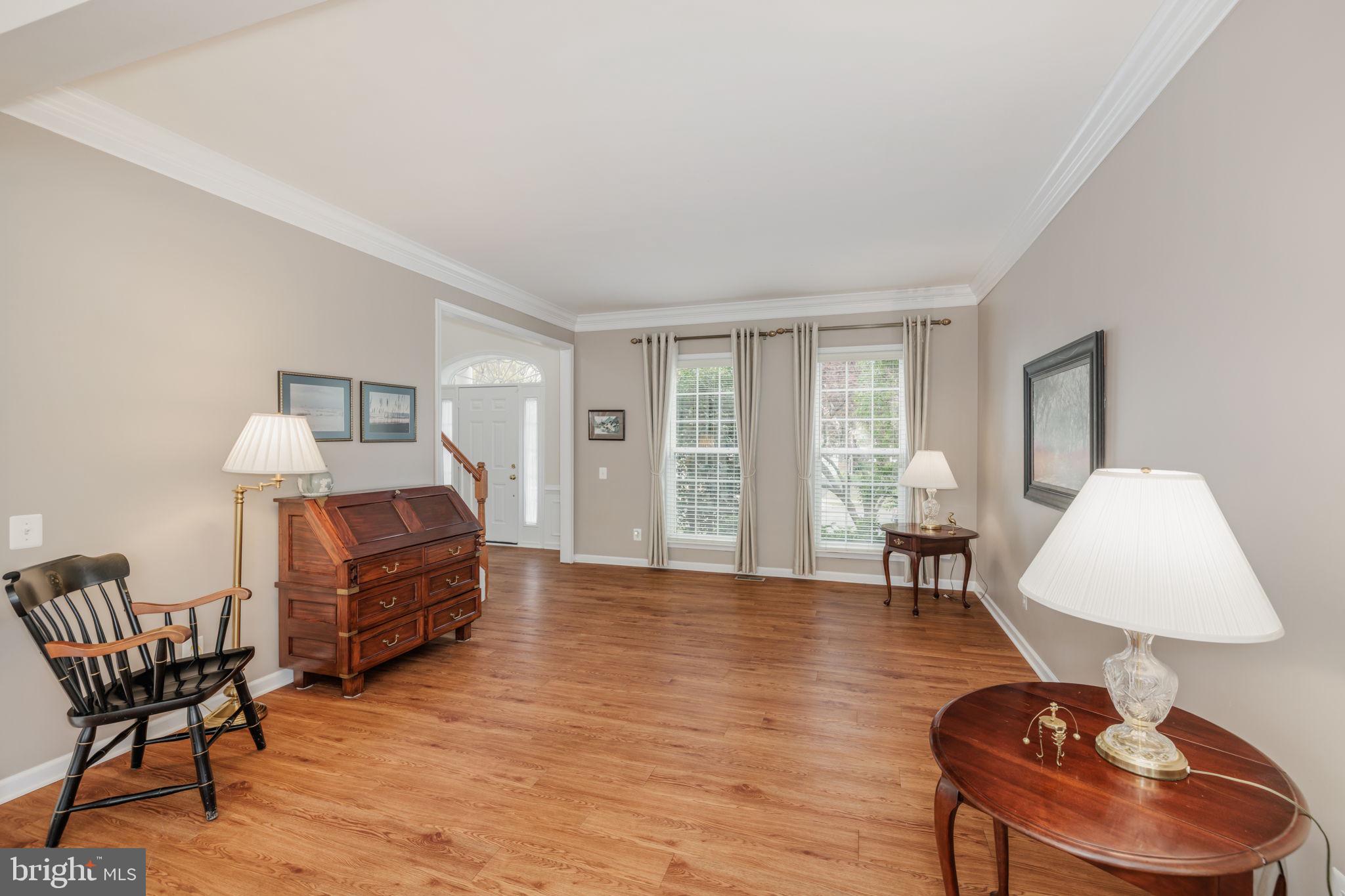 LAUREL HILL - Residential