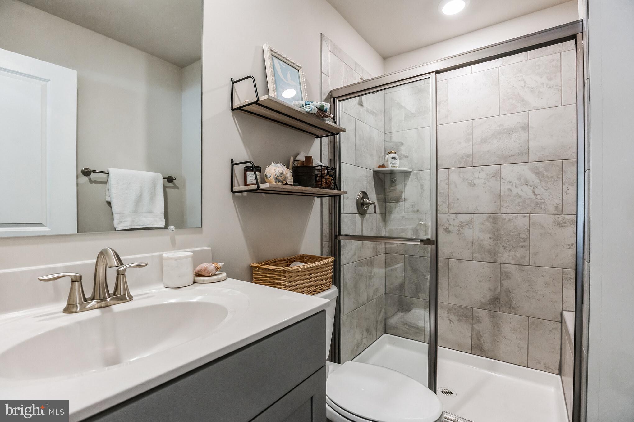 THE WOODS AT MYRTLE POINT - Residential