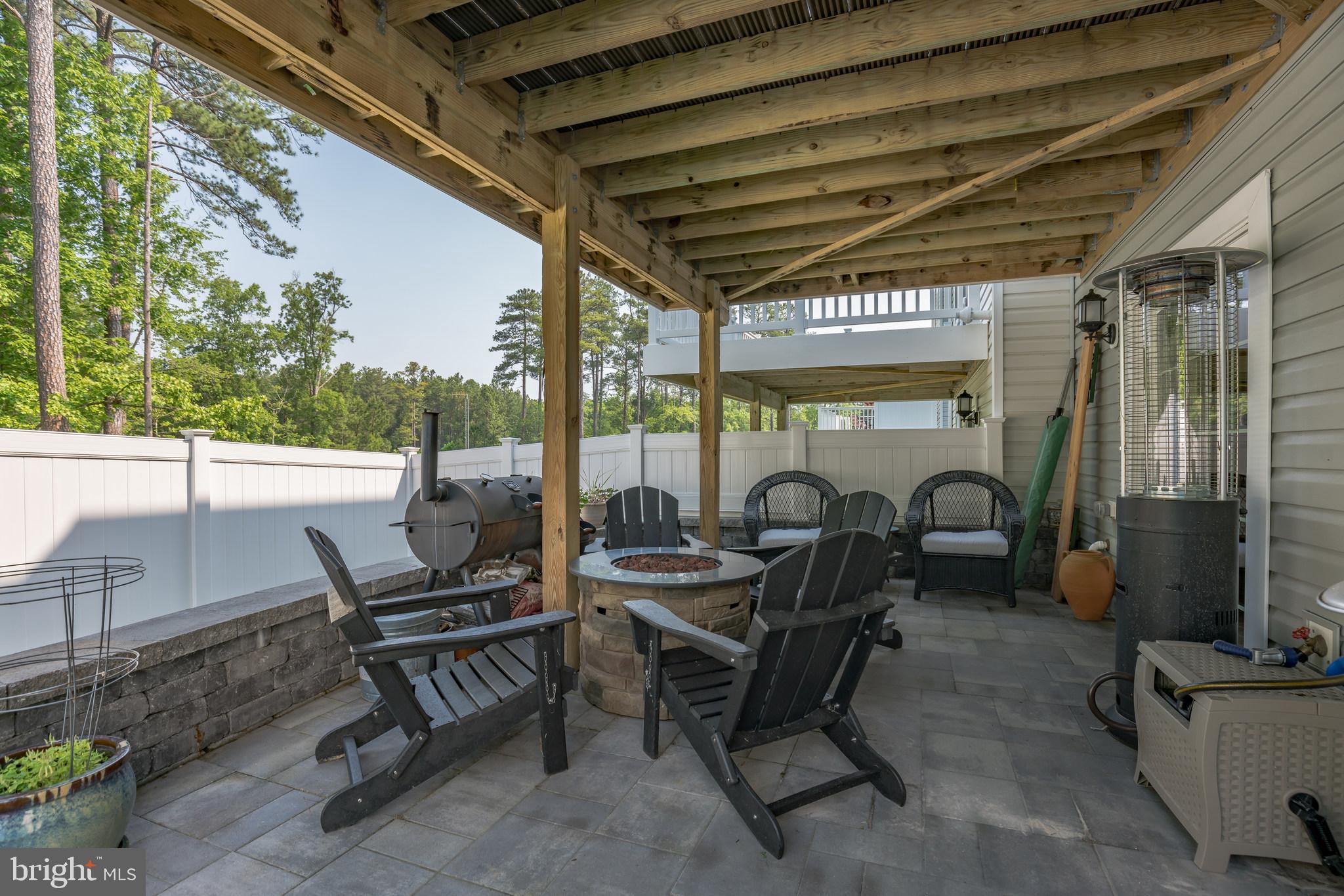 THE WOODS AT MYRTLE POINT - Residential