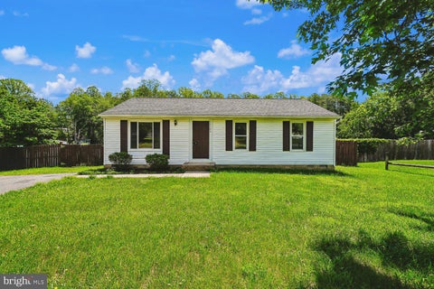 Homes For Rent - 11106 Huntington Woods Circle<br/> FREDERICKSBURG, VA 22407