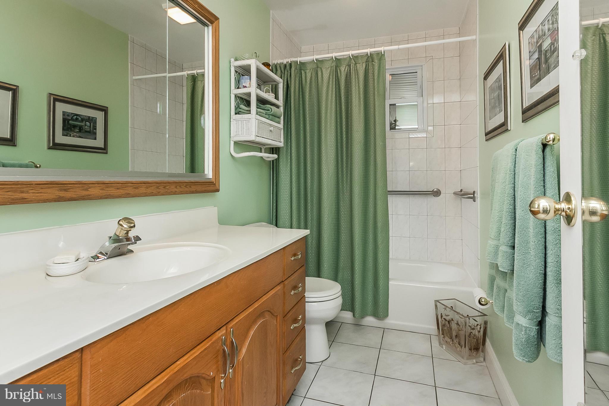 DULANEY VILLAGE - Residential