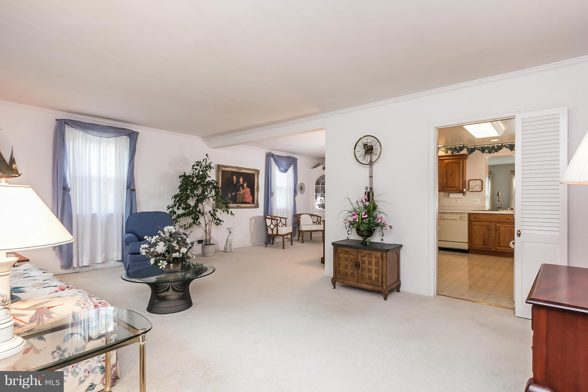 DULANEY VILLAGE - Residential