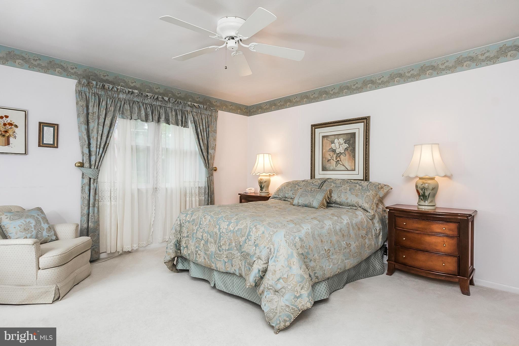 DULANEY VILLAGE - Residential