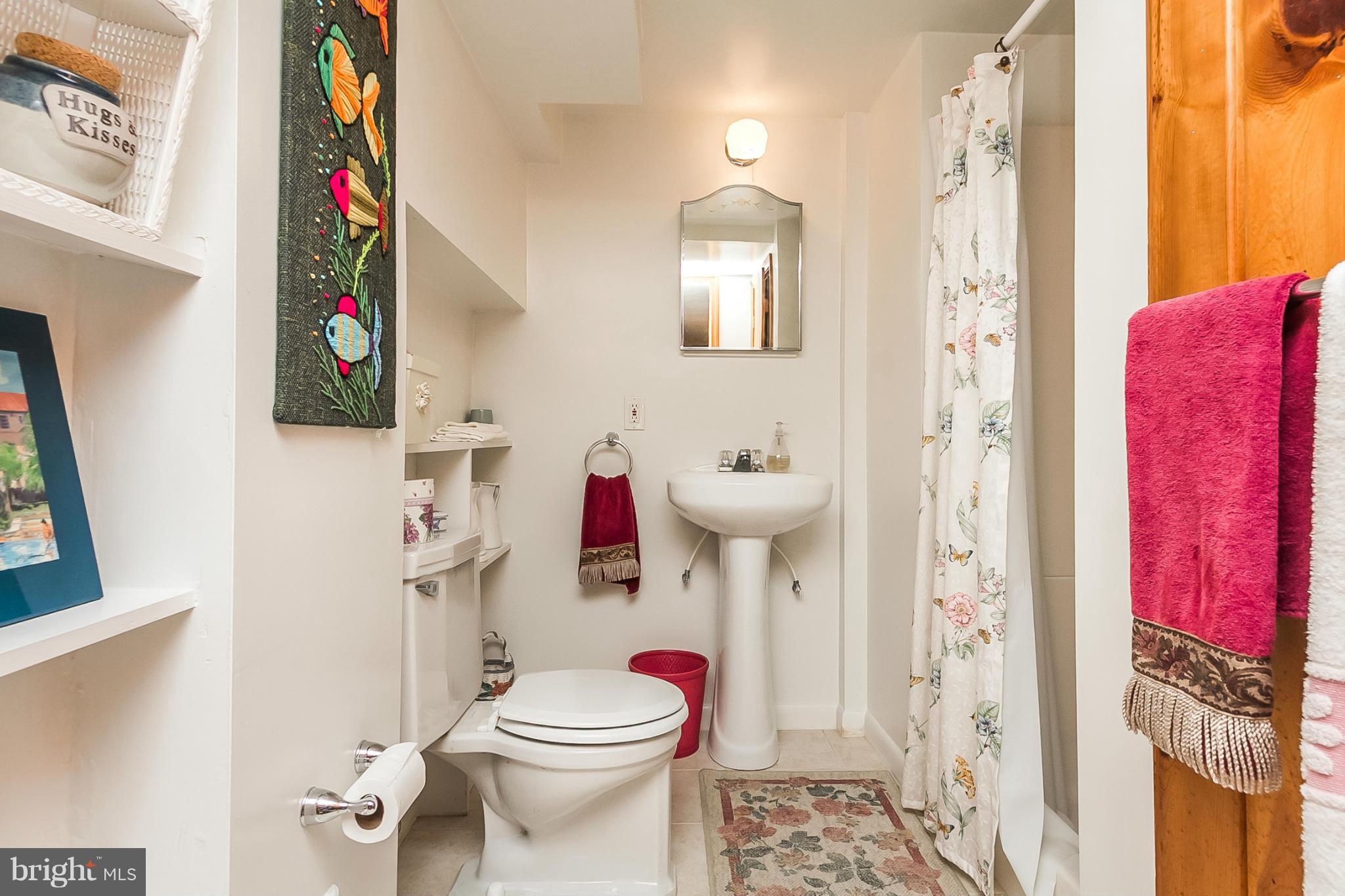 DULANEY VILLAGE - Residential