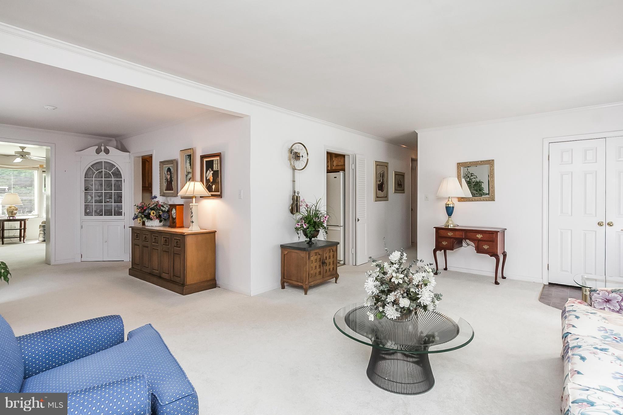 DULANEY VILLAGE - Residential