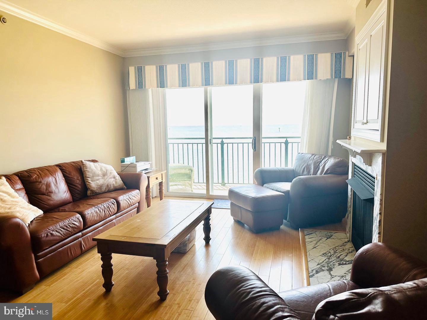 CRISIFIELD - Residential