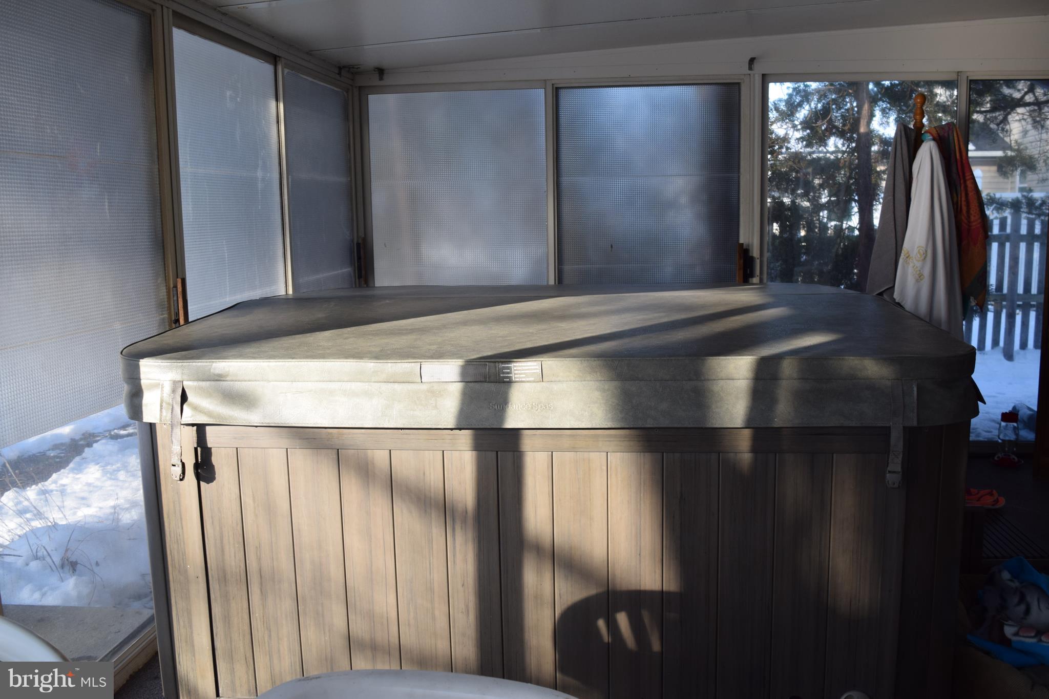 NEW CUT FARMS - Residential