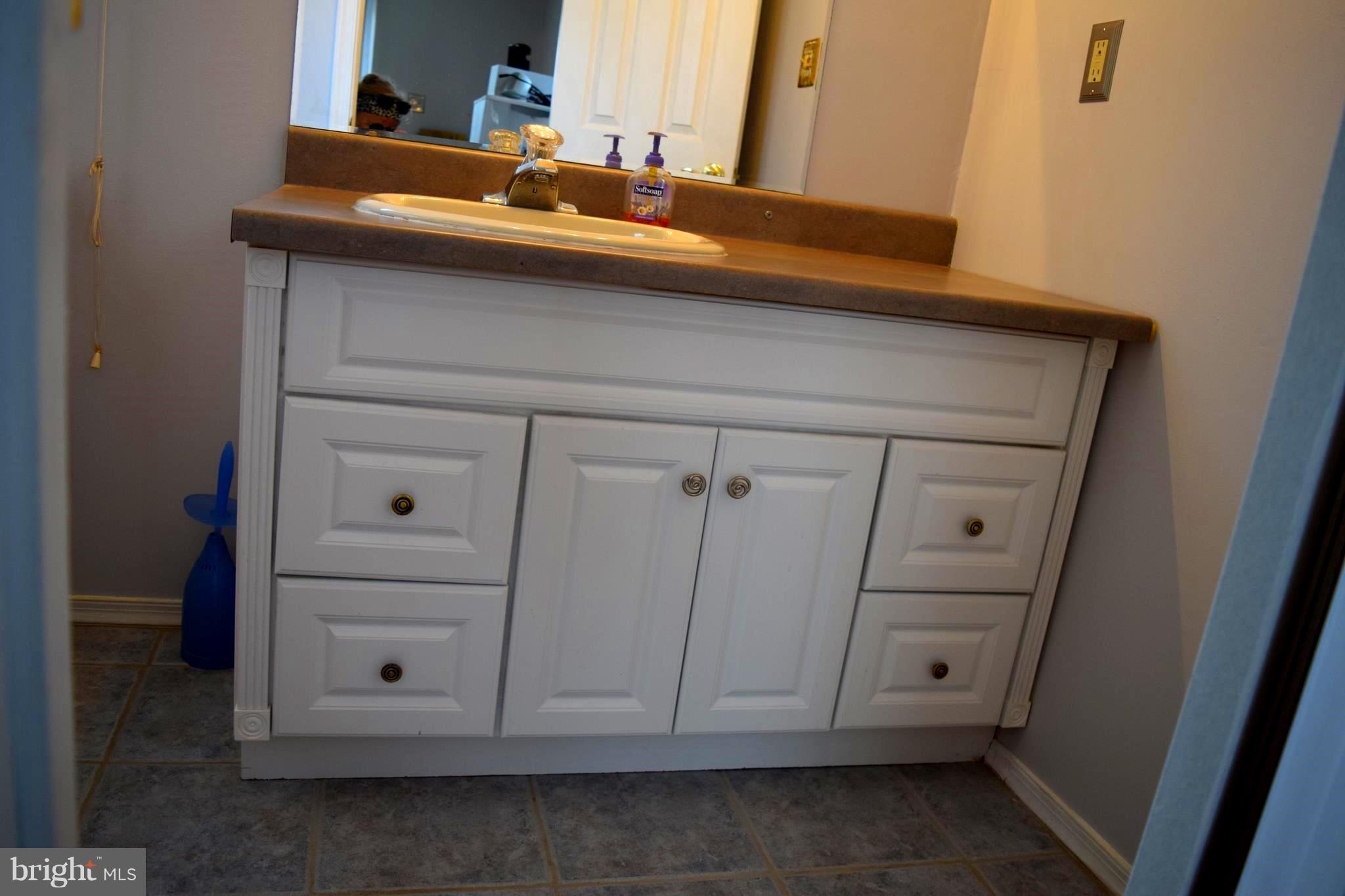 NEW CUT FARMS - Residential