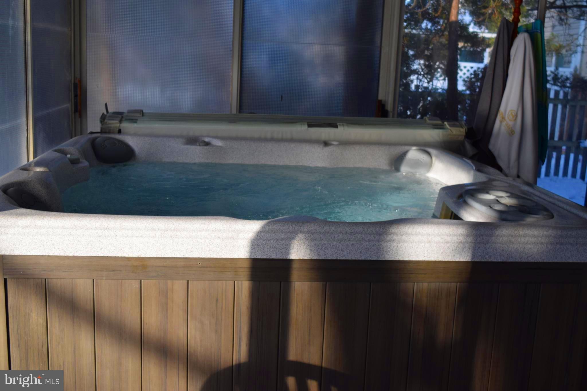 NEW CUT FARMS - Residential