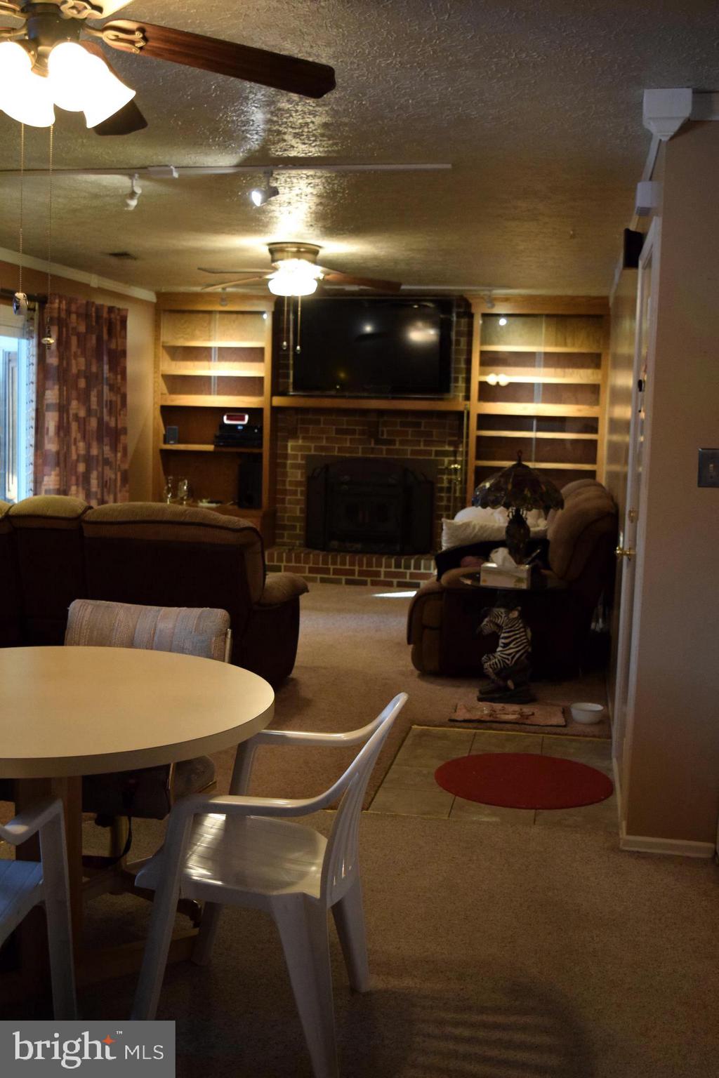 NEW CUT FARMS - Residential