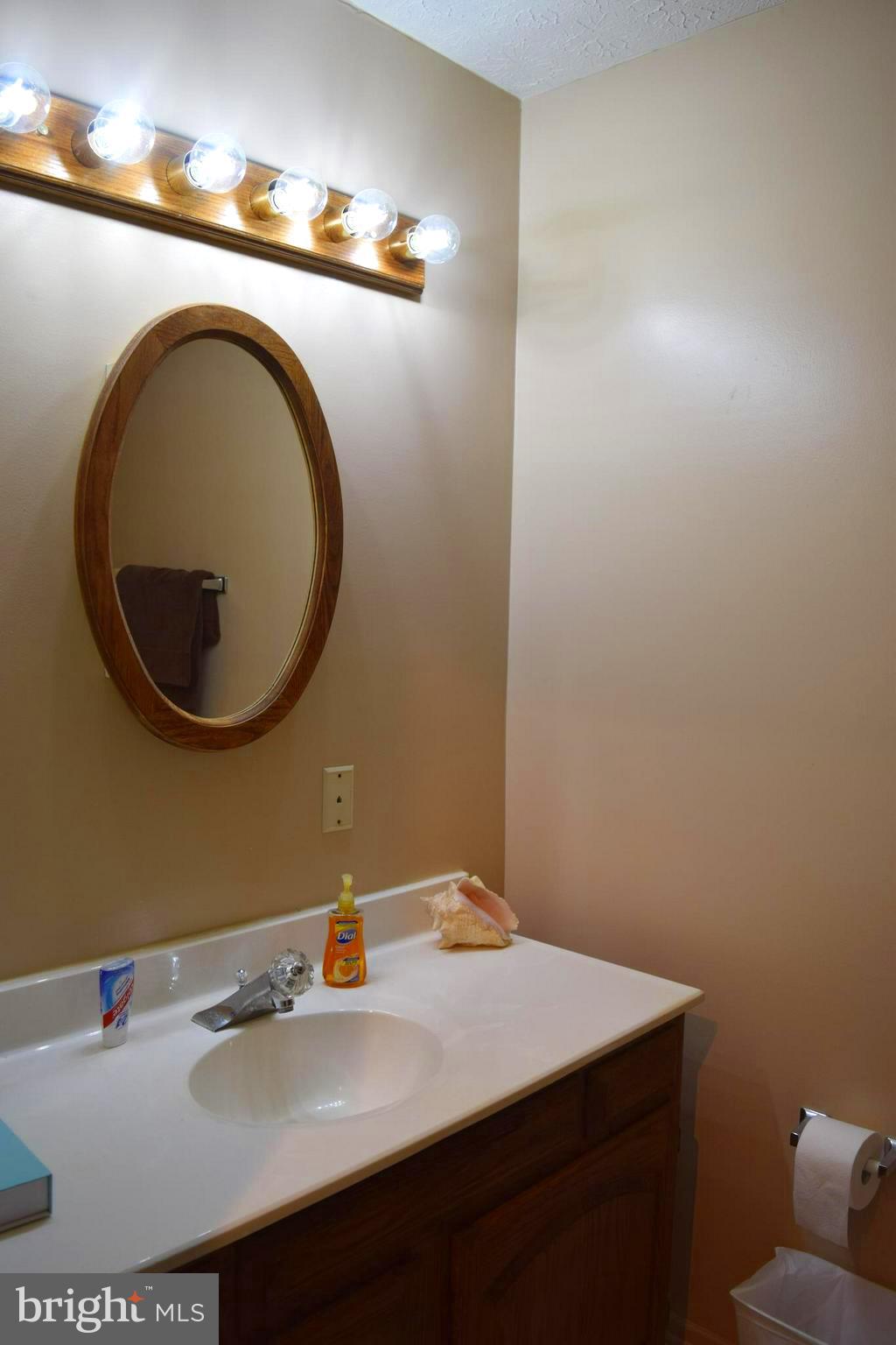 NEW CUT FARMS - Residential