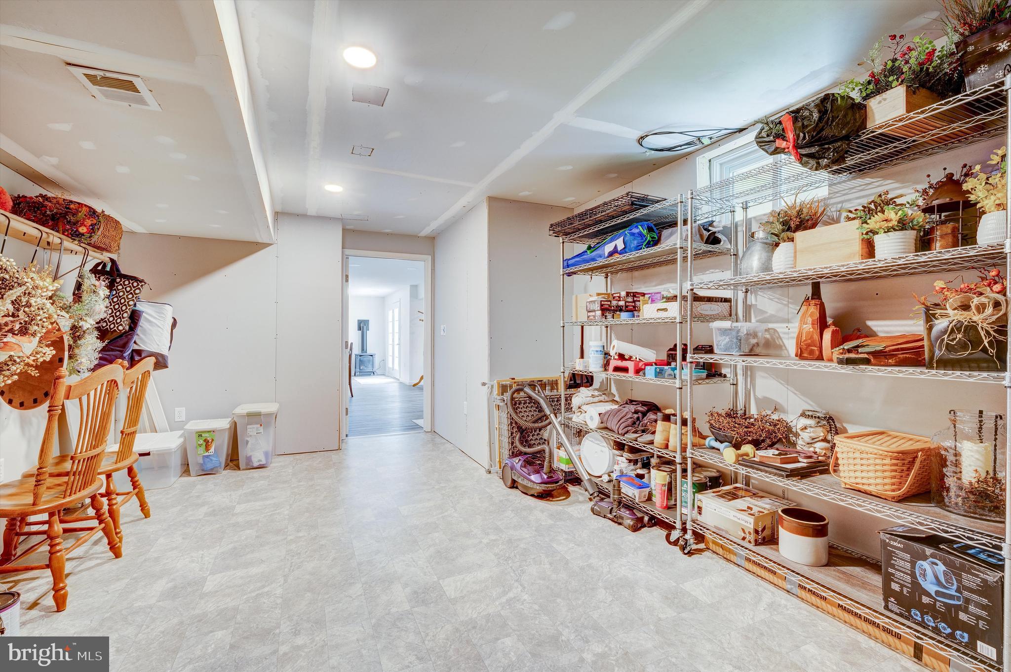 MAPLE VALLEY ESTATES - Residential