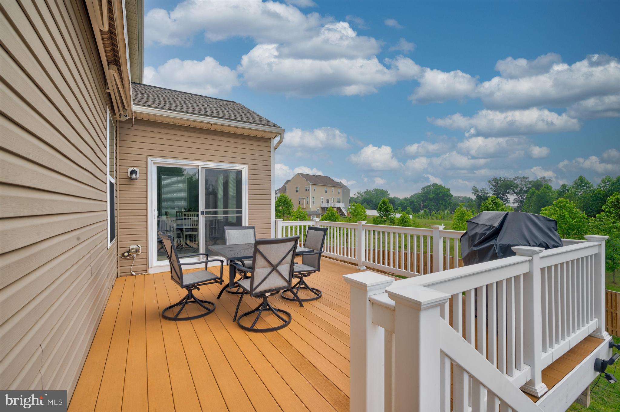 MAPLE VALLEY ESTATES - Residential