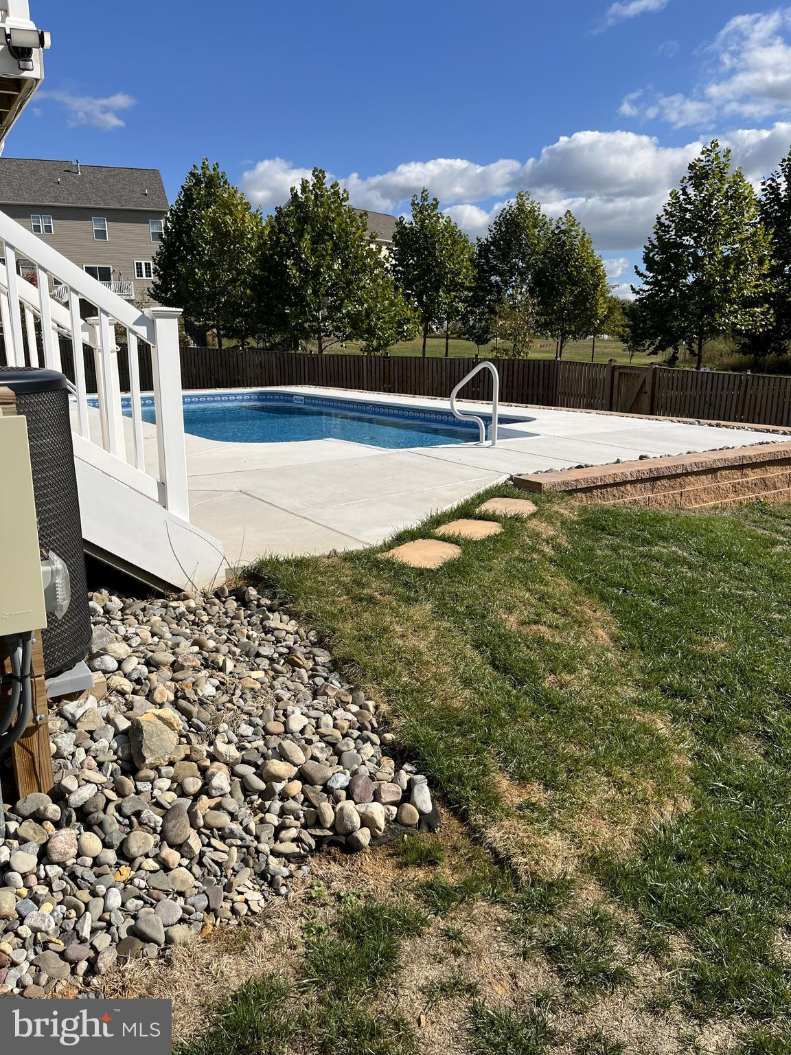 MAPLE VALLEY ESTATES - Residential