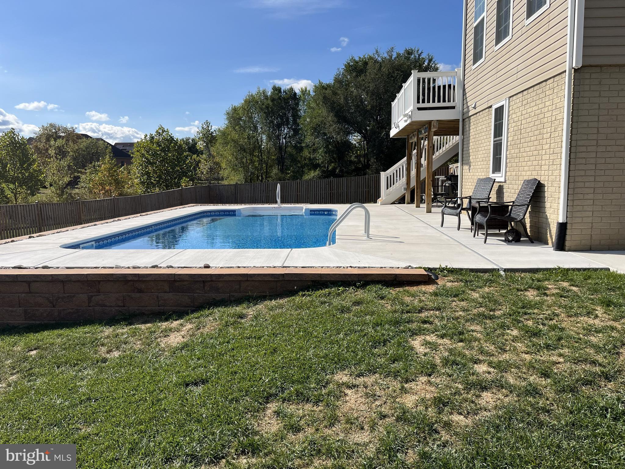 MAPLE VALLEY ESTATES - Residential