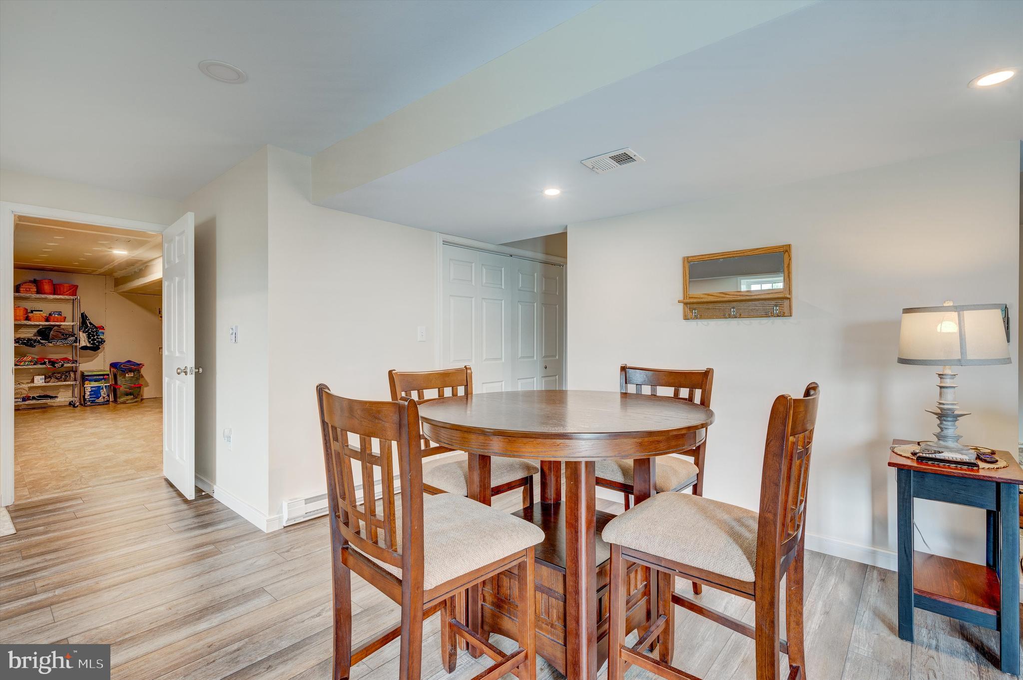 MAPLE VALLEY ESTATES - Residential