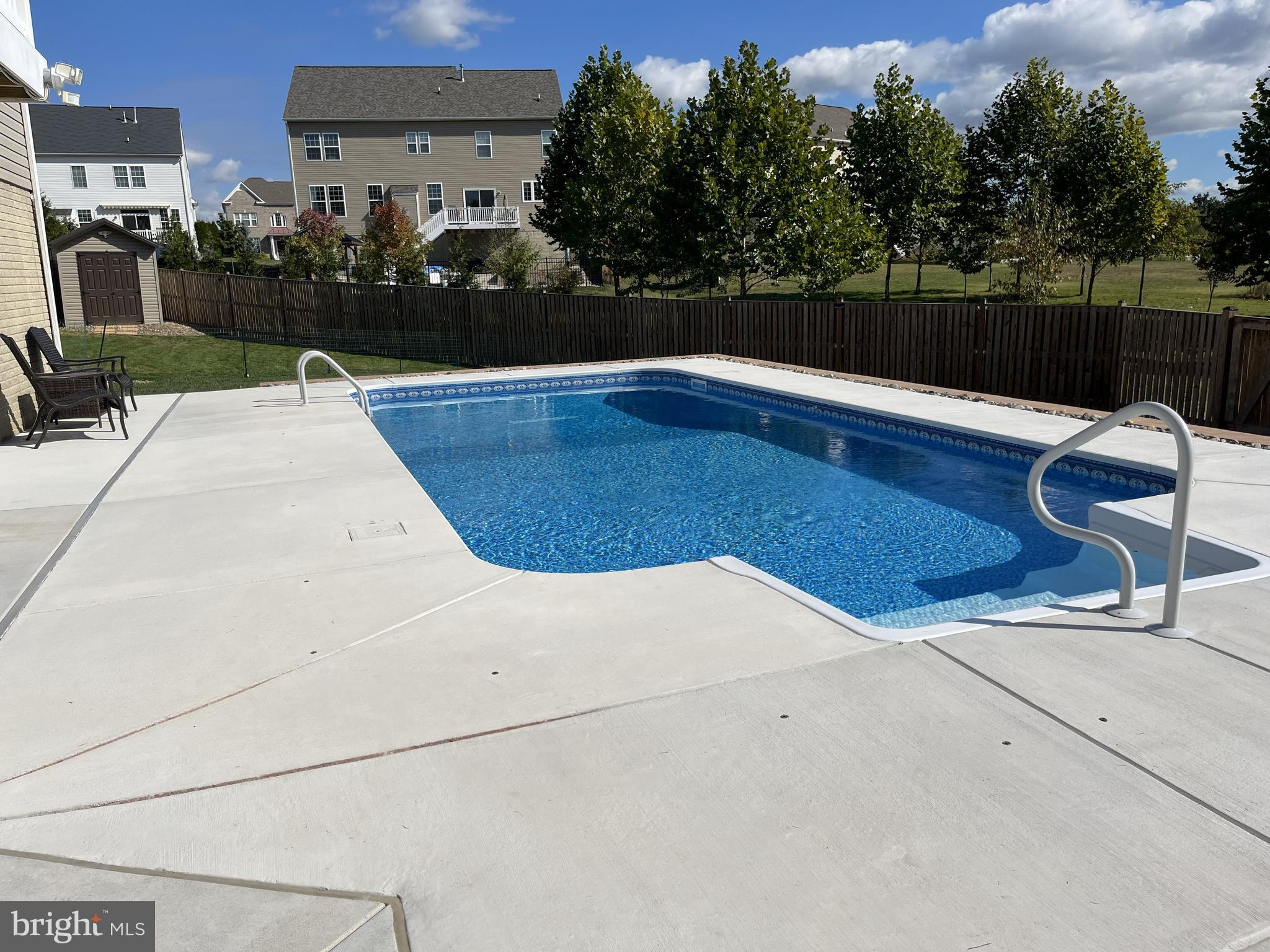 MAPLE VALLEY ESTATES - Residential