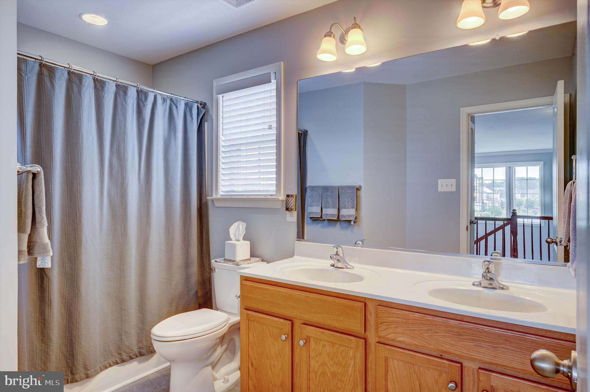 MAPLE VALLEY ESTATES - Residential