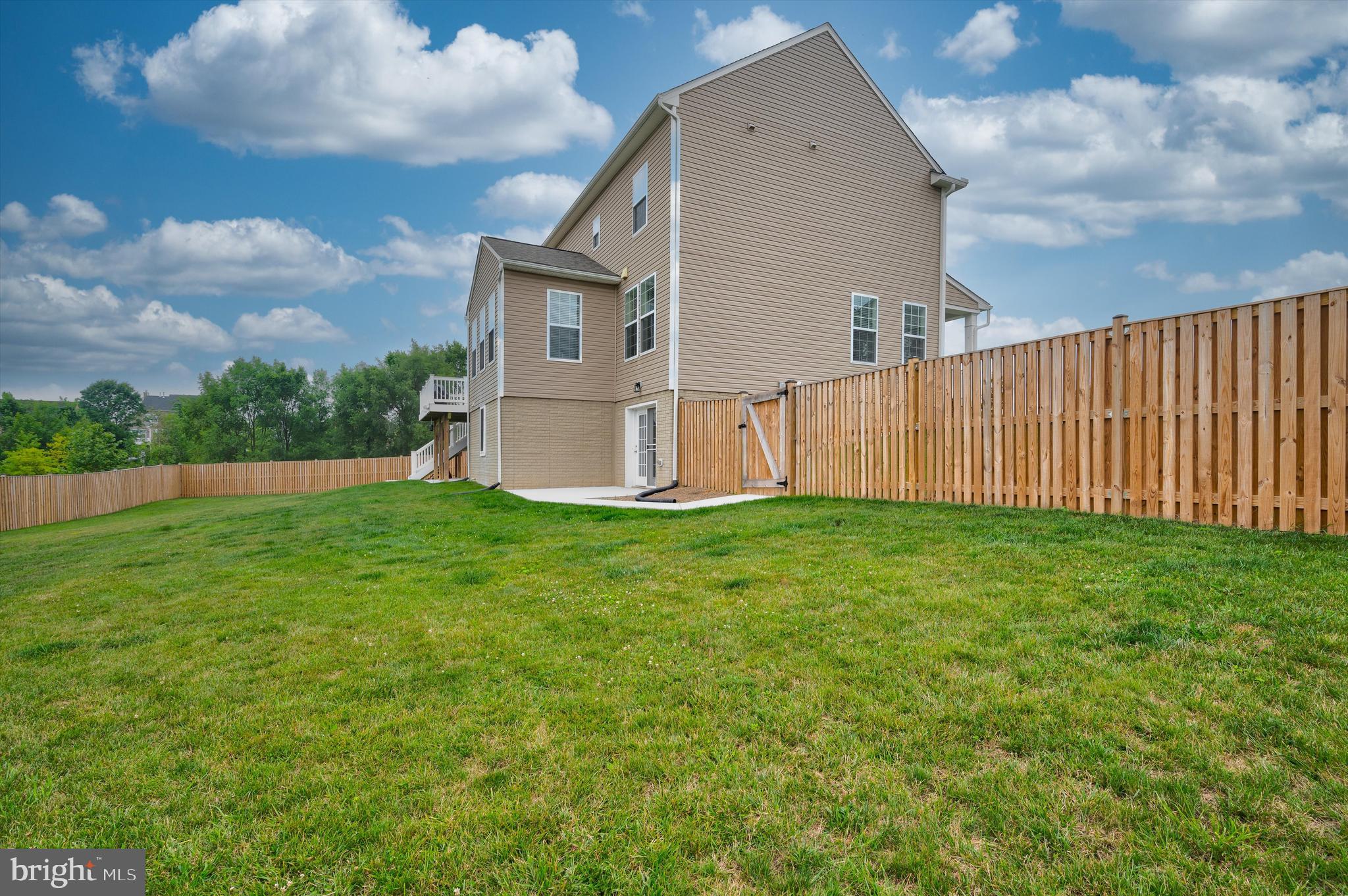 MAPLE VALLEY ESTATES - Residential