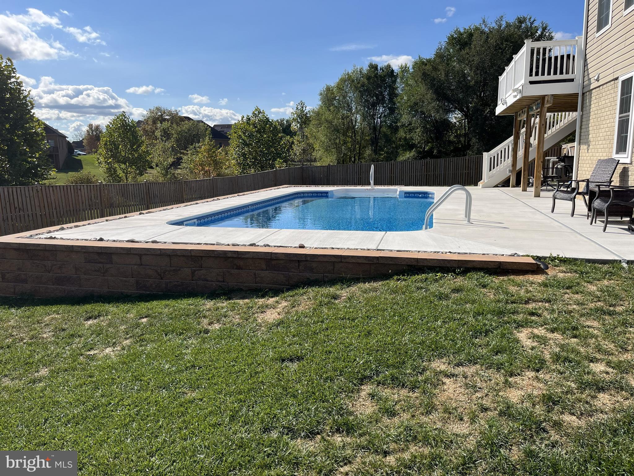 MAPLE VALLEY ESTATES - Residential