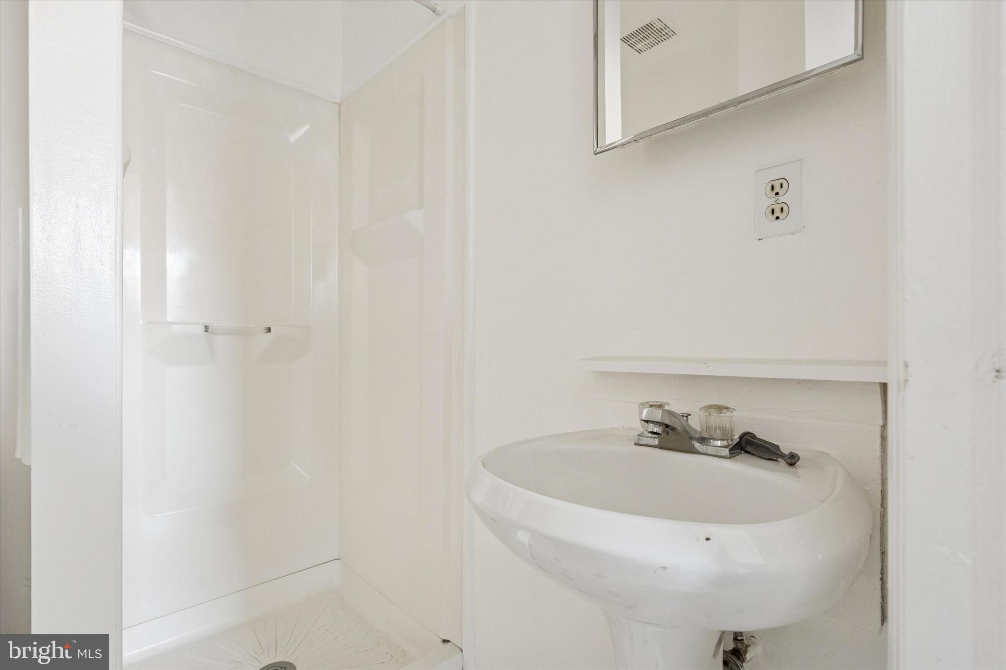 TEMPLE UNIVERSITY - Commercial Sale